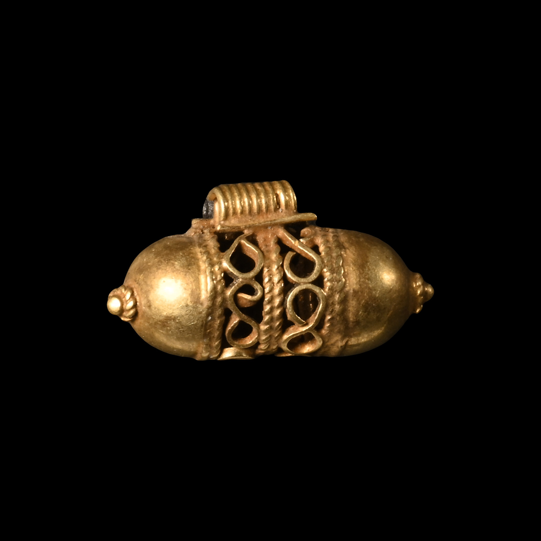 Byzantine Gold Fretwork Pendant