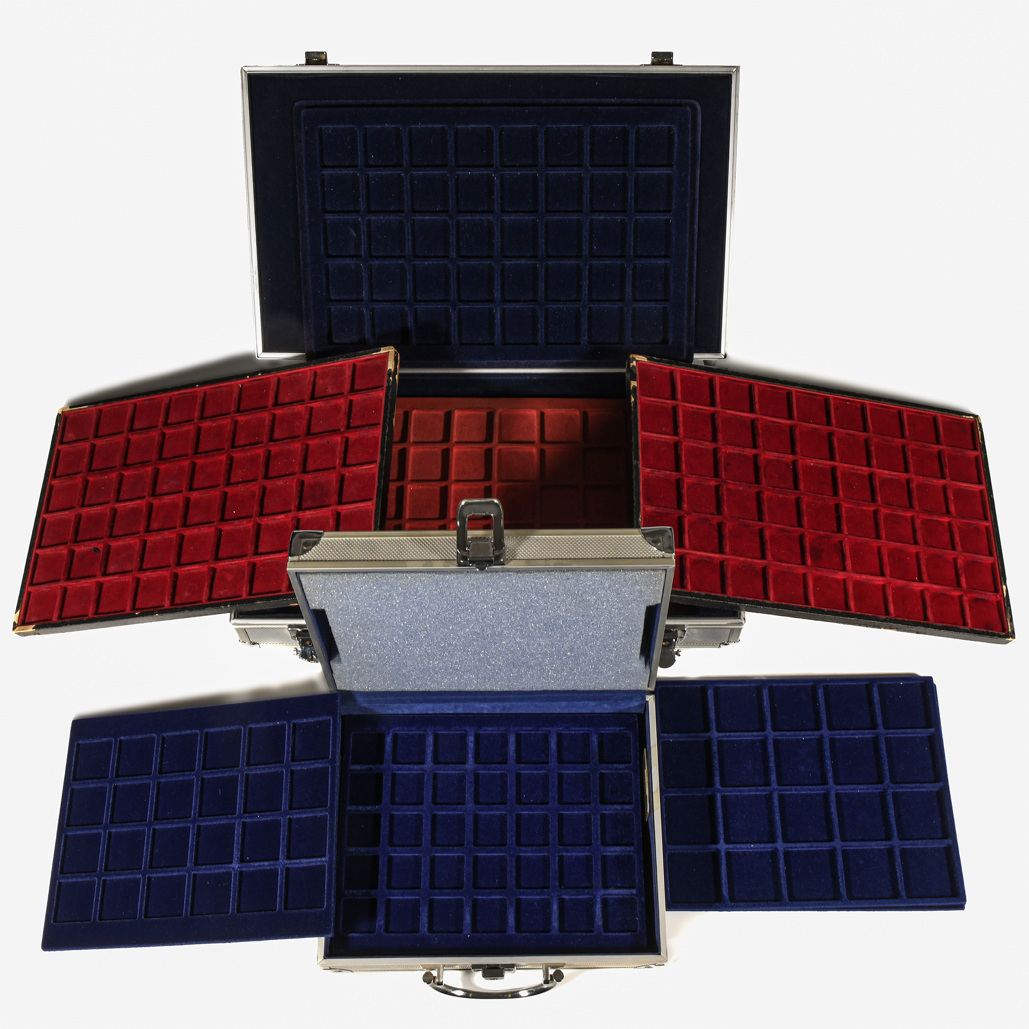 Cabinets & Accessories - Two Aluminium Collector's Cases with a Total of 11 Trays