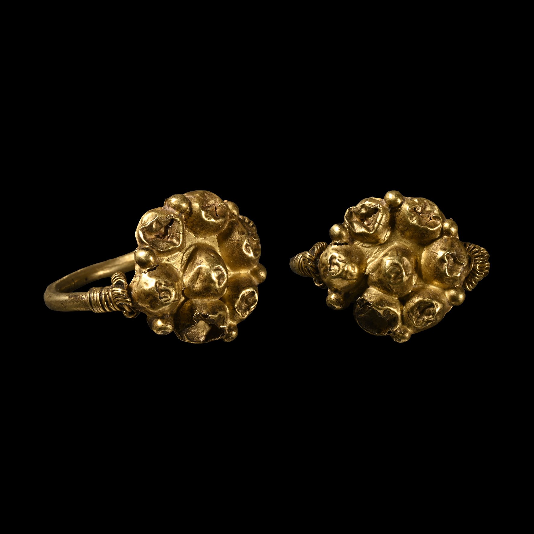 Medieval Gold Ring with Floral Bezel