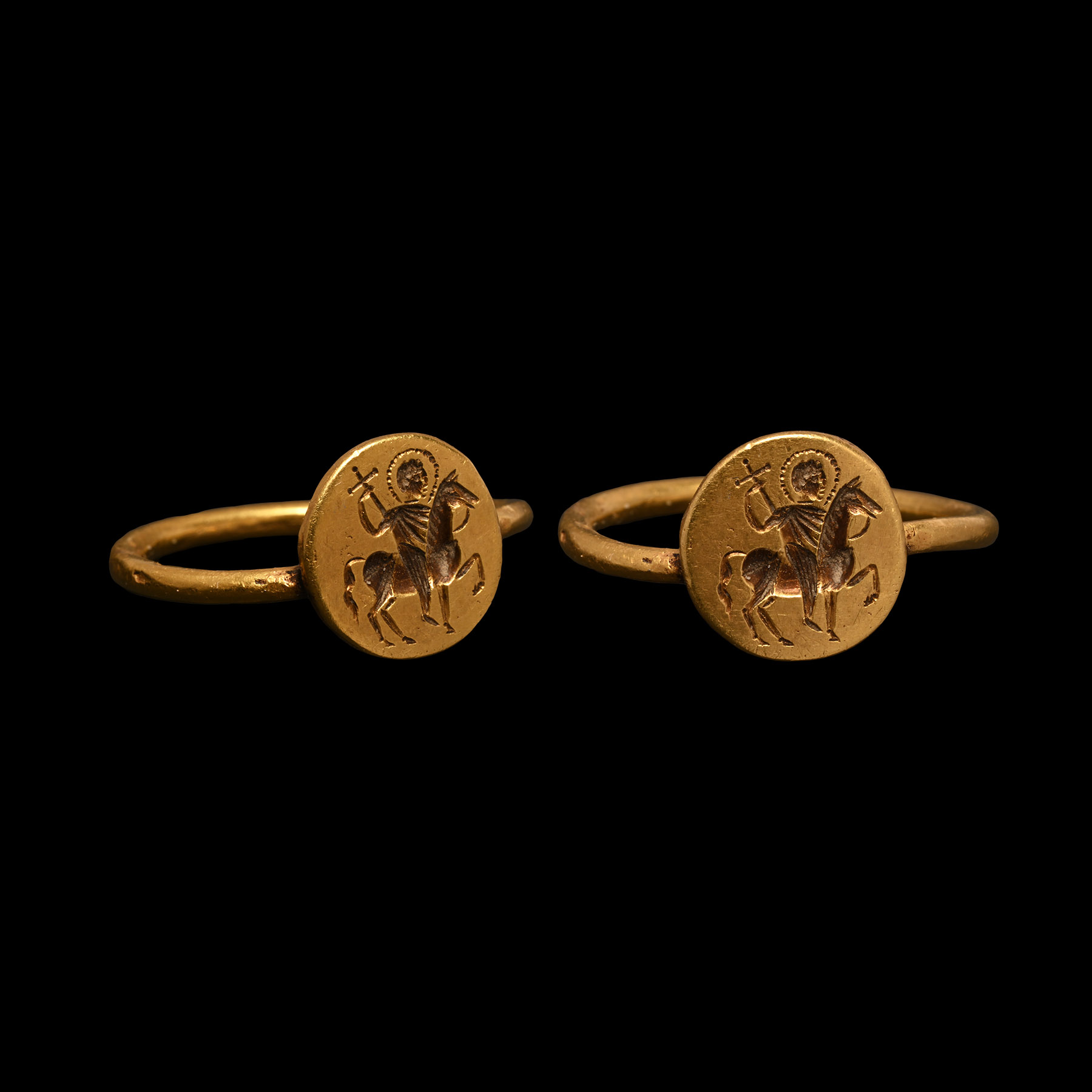 Byzantine Gold Ring with Holy Rider