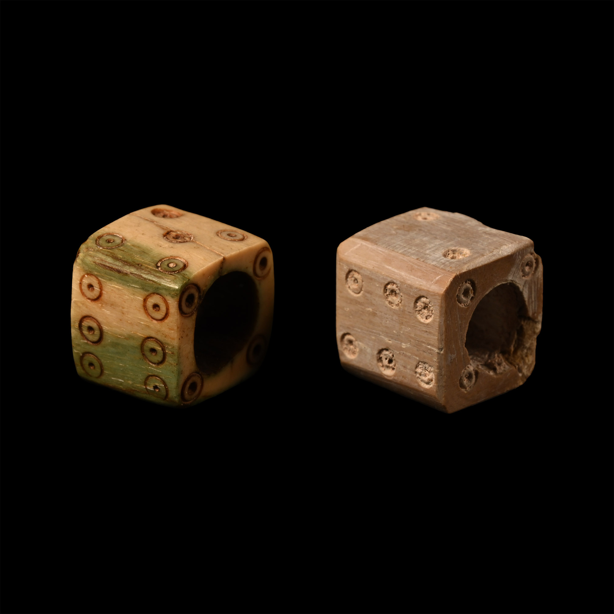 Roman Hollow Bone Gaming Dice Pair