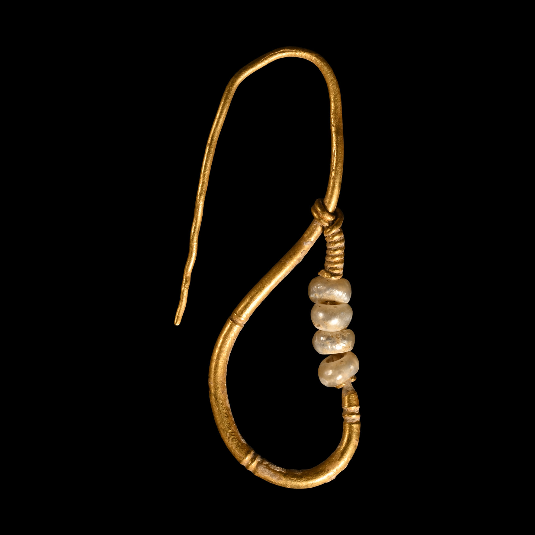 Roman Gold and Bead Earring