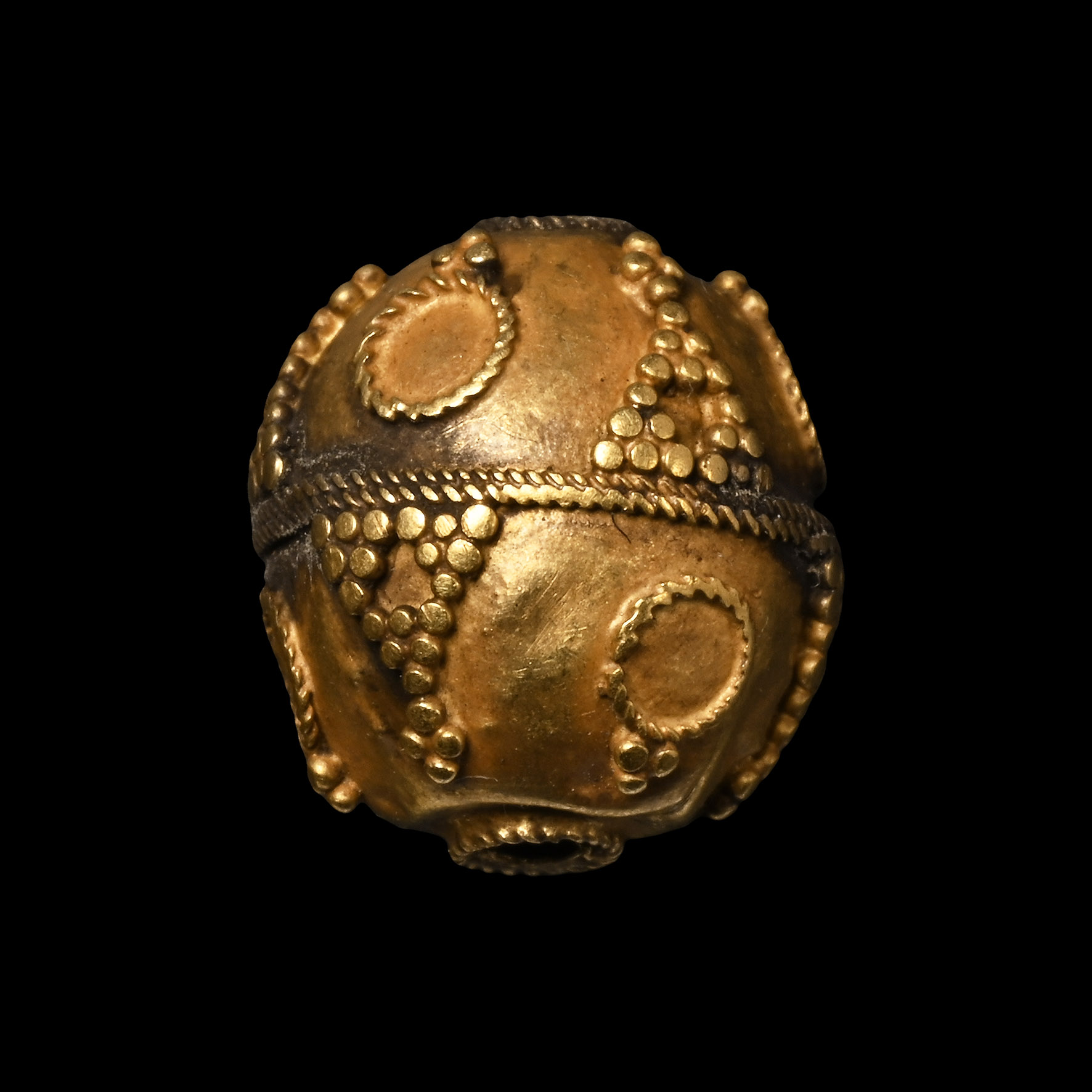 Byzantine Gold Bead with Granular Decoration