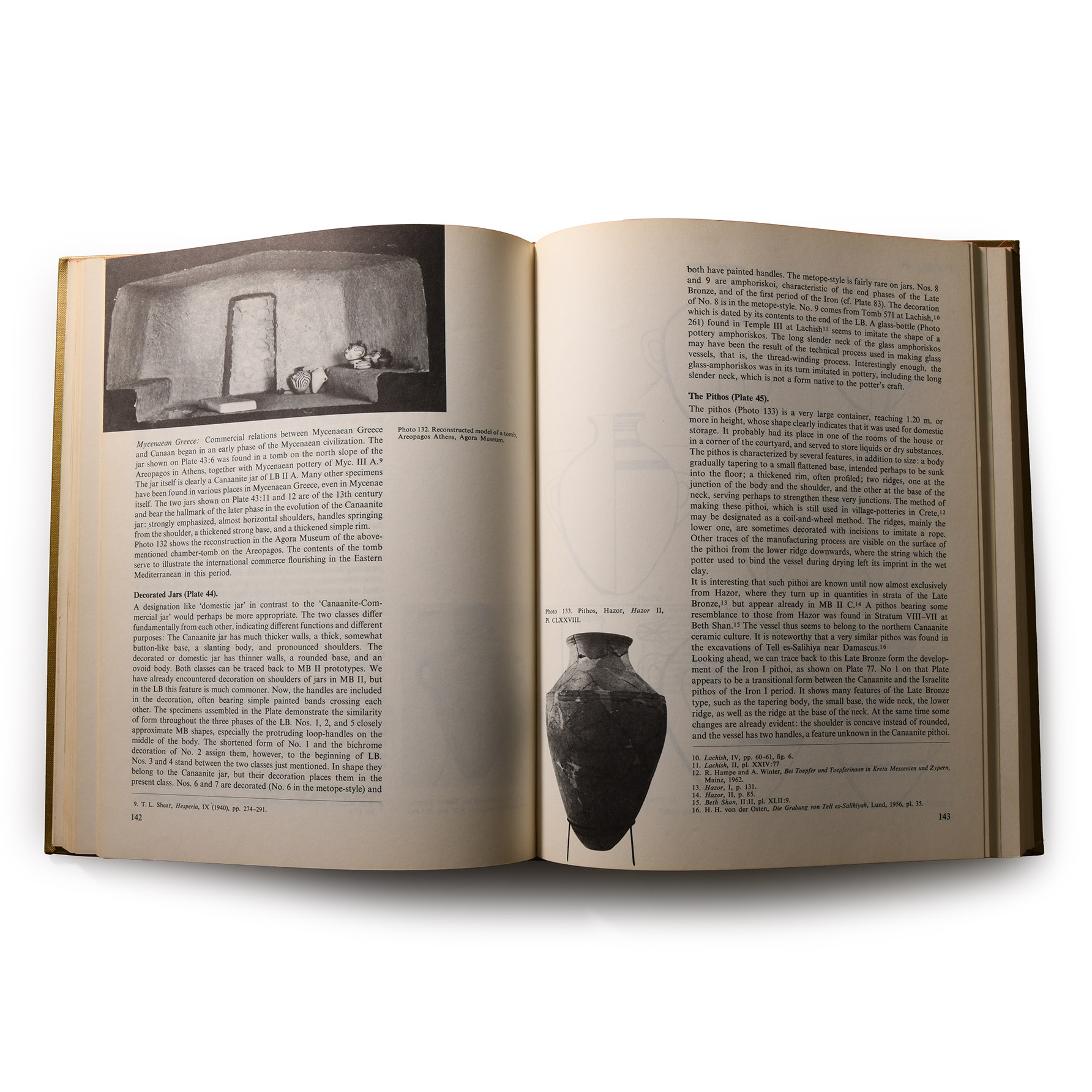 Archaeological Books - Ancient Pottery of the Holy Land