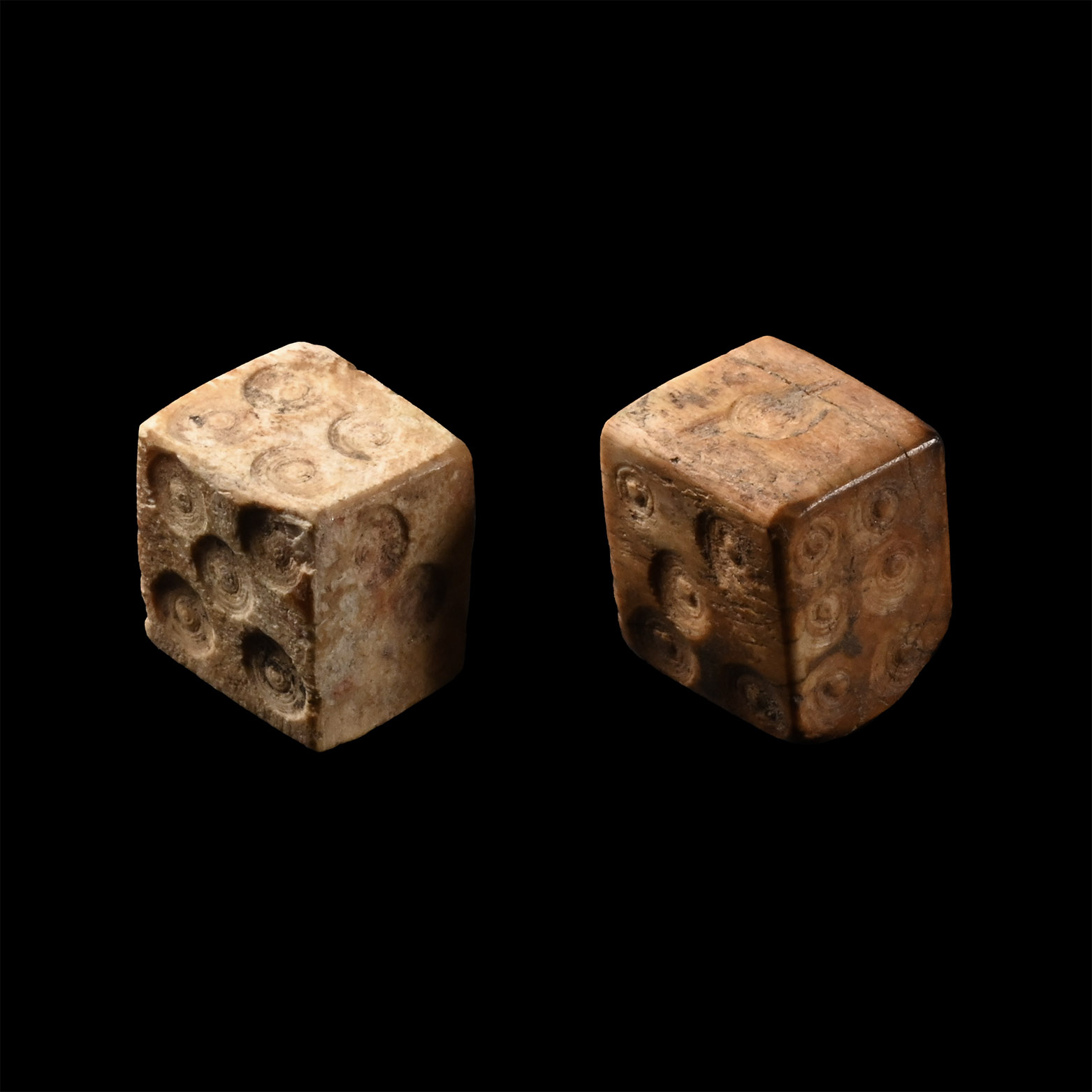 Roman Bone Gaming Dice Pair