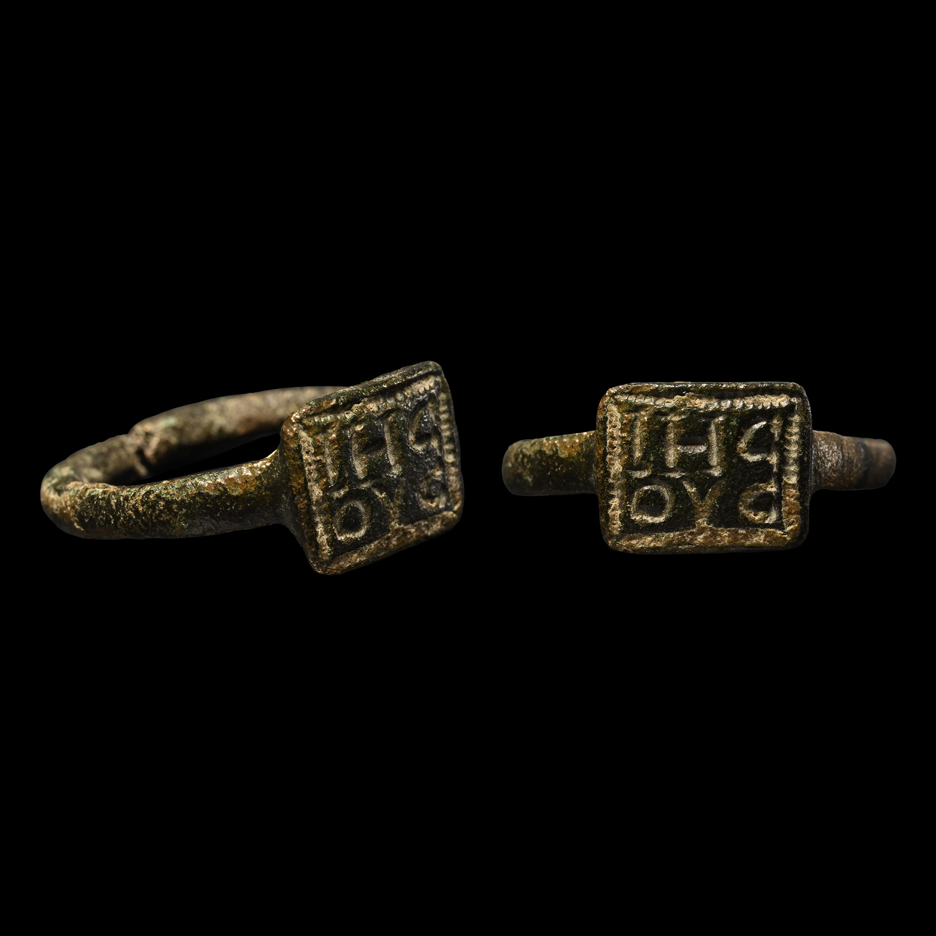 Late Roman Bronze Ring Inscribed 'Jesus'