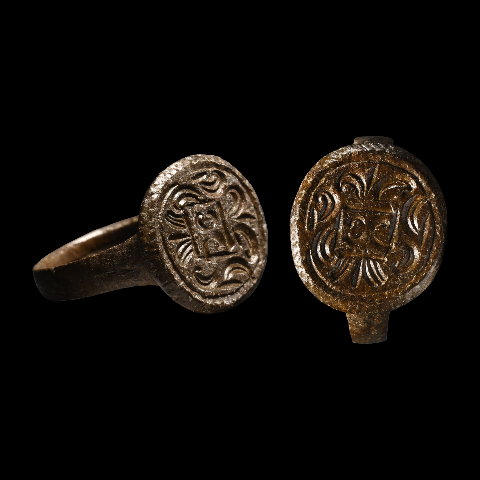 Tudor Period Bronze Armorial Ring