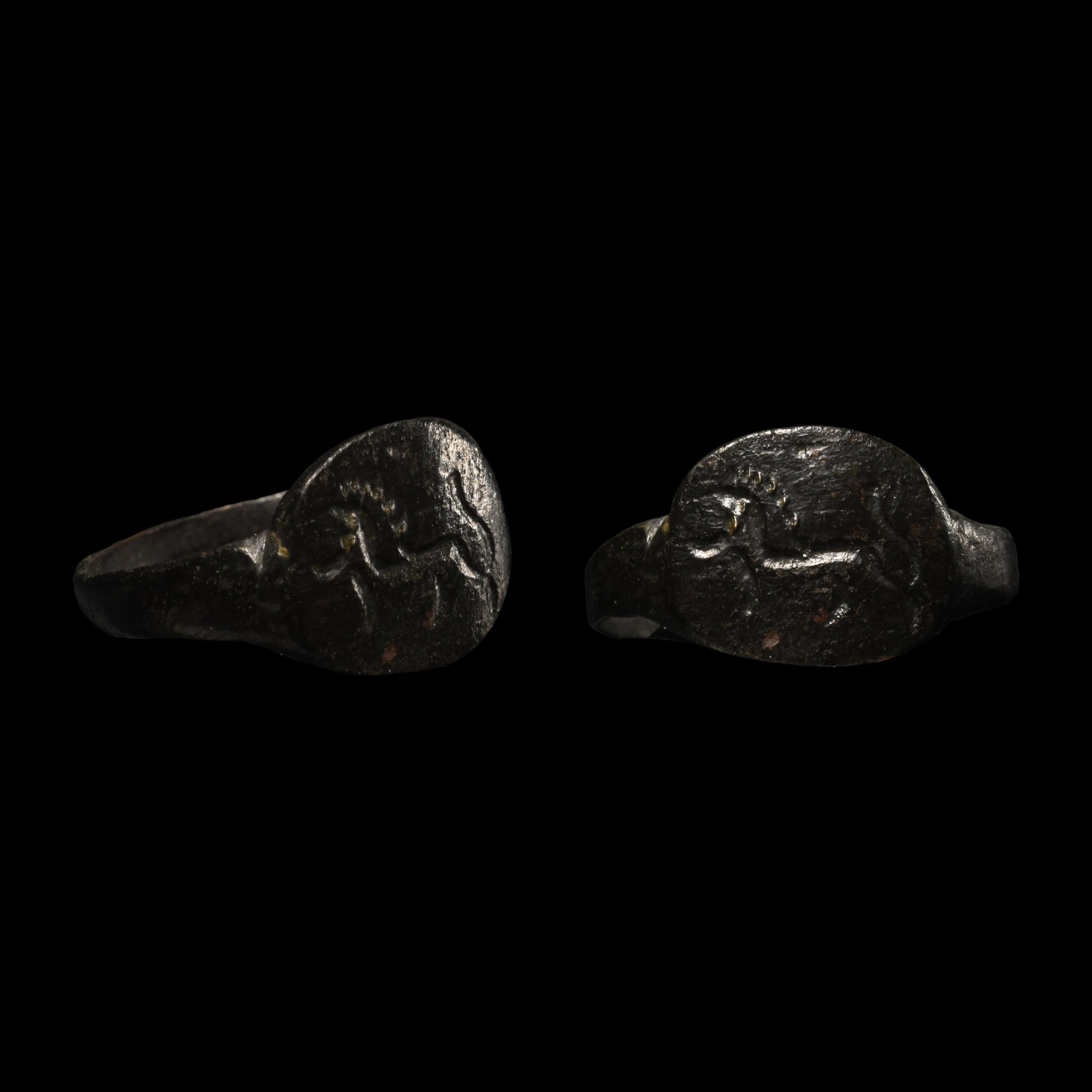 Roman Bronze Ring with Lion