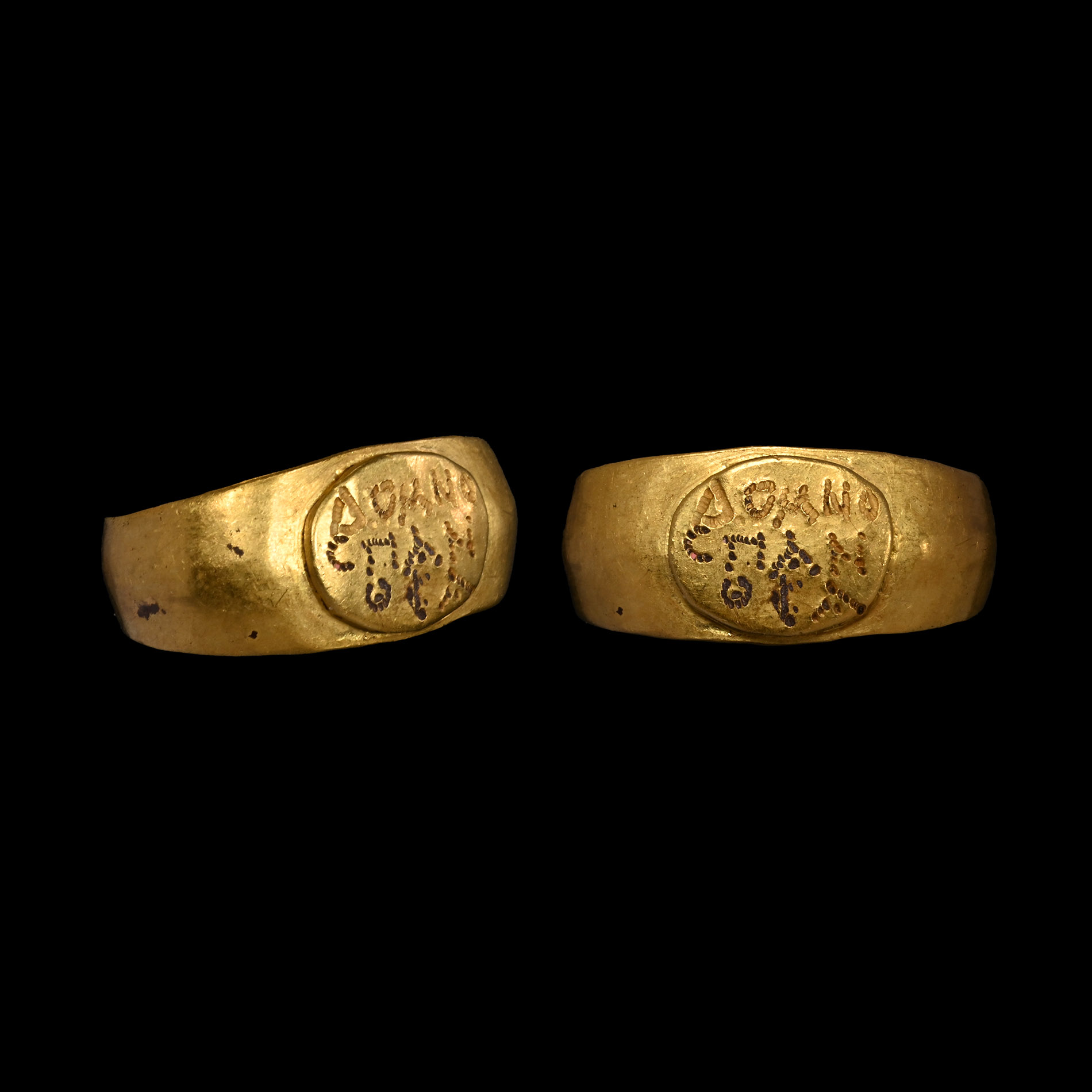 Roman Gold Ring of Domnos and Panthea