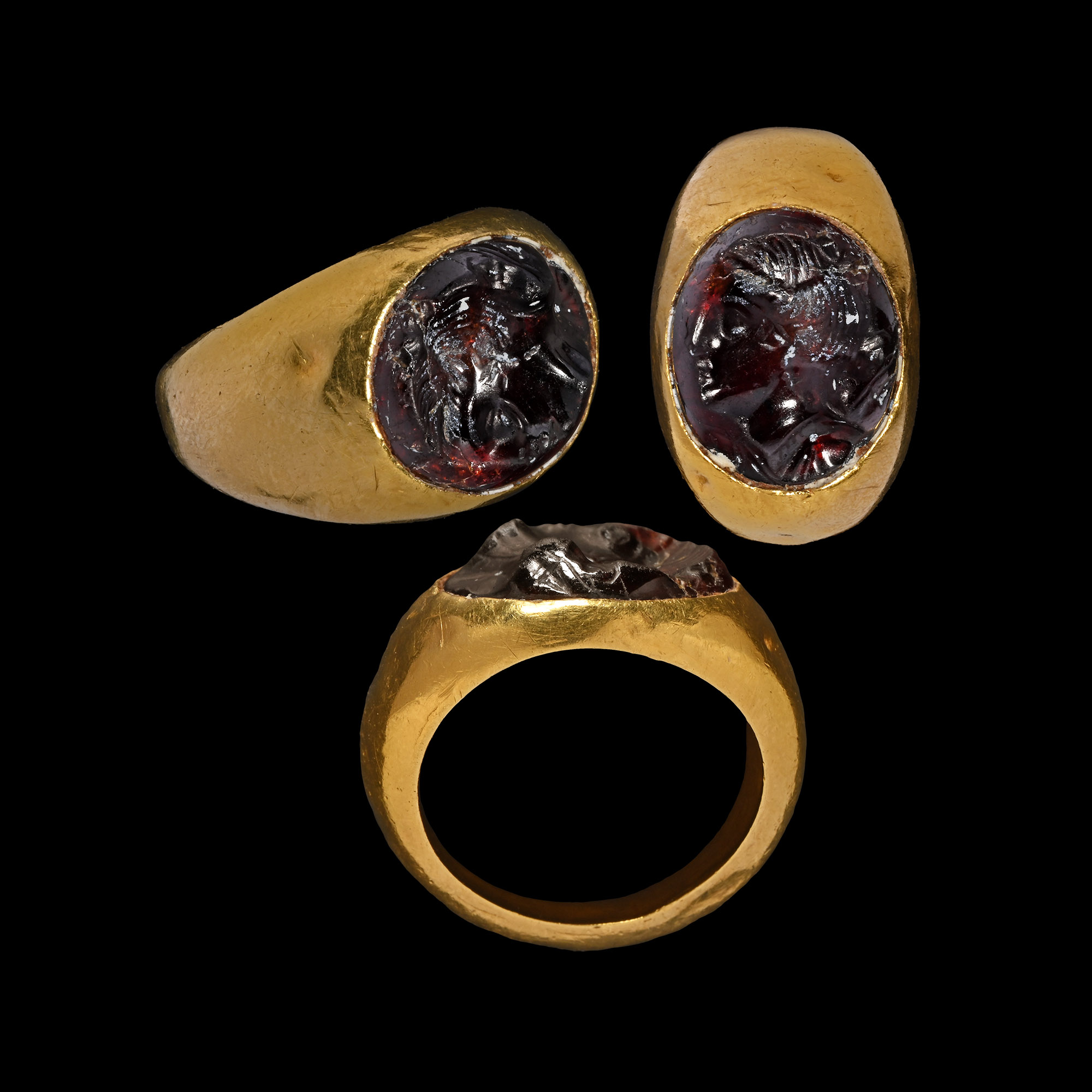 Hellenistic Gold Ring with Artemis Gemstone