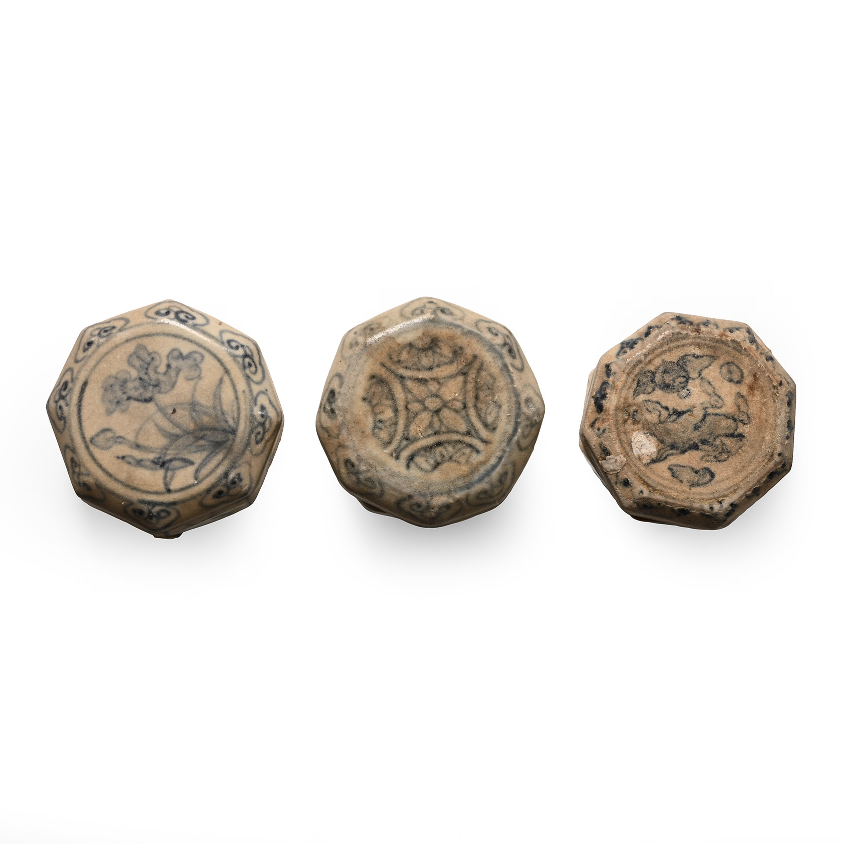 Hoi An Cargo Shipwreck Glazed Blue and White Lidded Box Collection