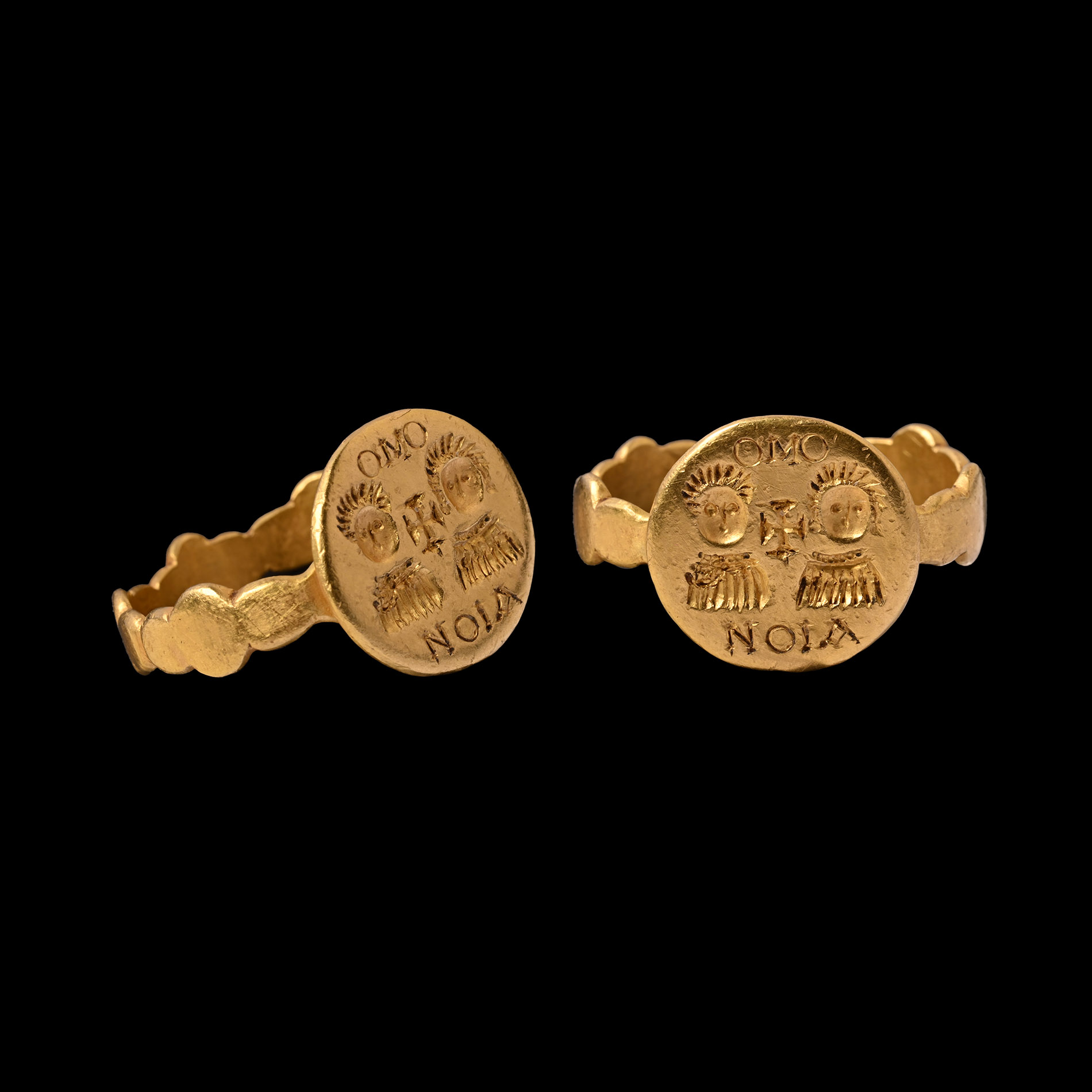 Byzantine Gold Marriage Ring with Busts