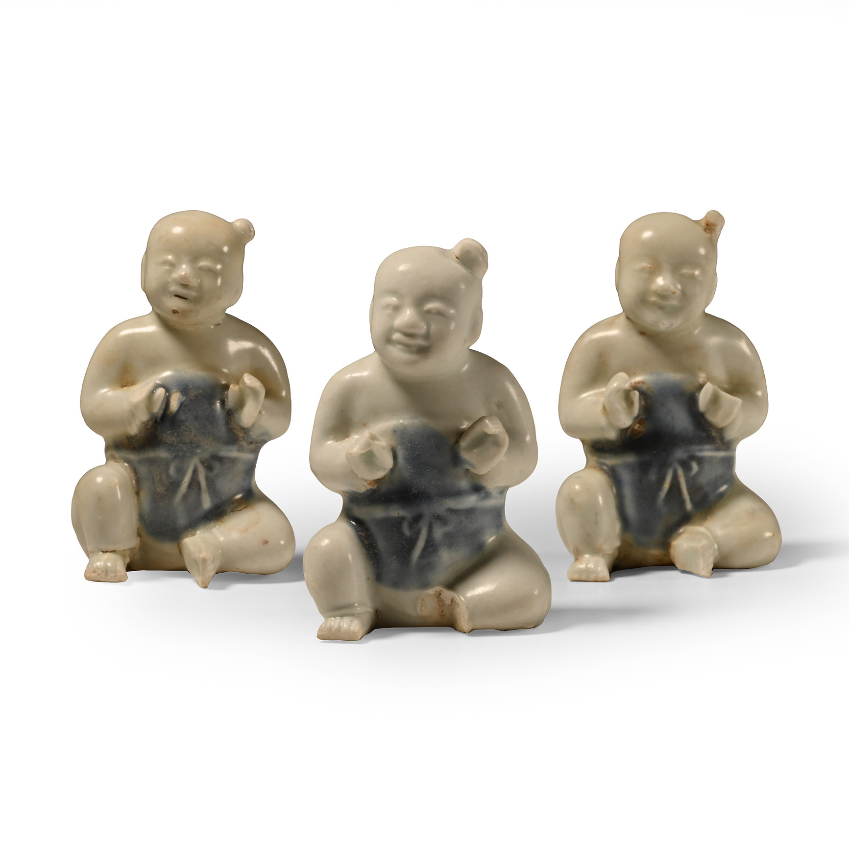 Ca Mau Cargo Shipwreck Glazed Blue and White Child Figurine Group