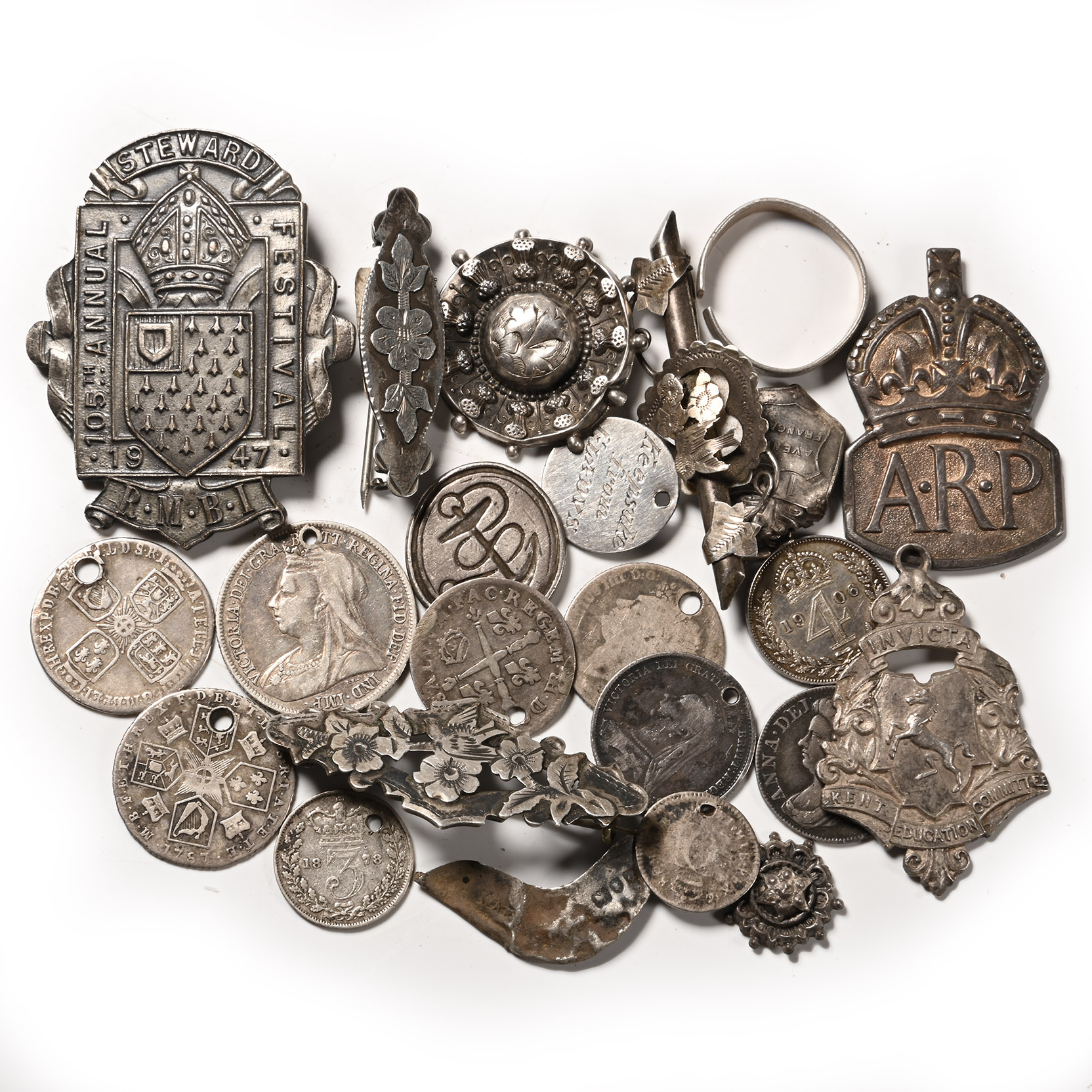 Post Medieval Silver Badge, Pendant Brooch and Other Artefact Group
