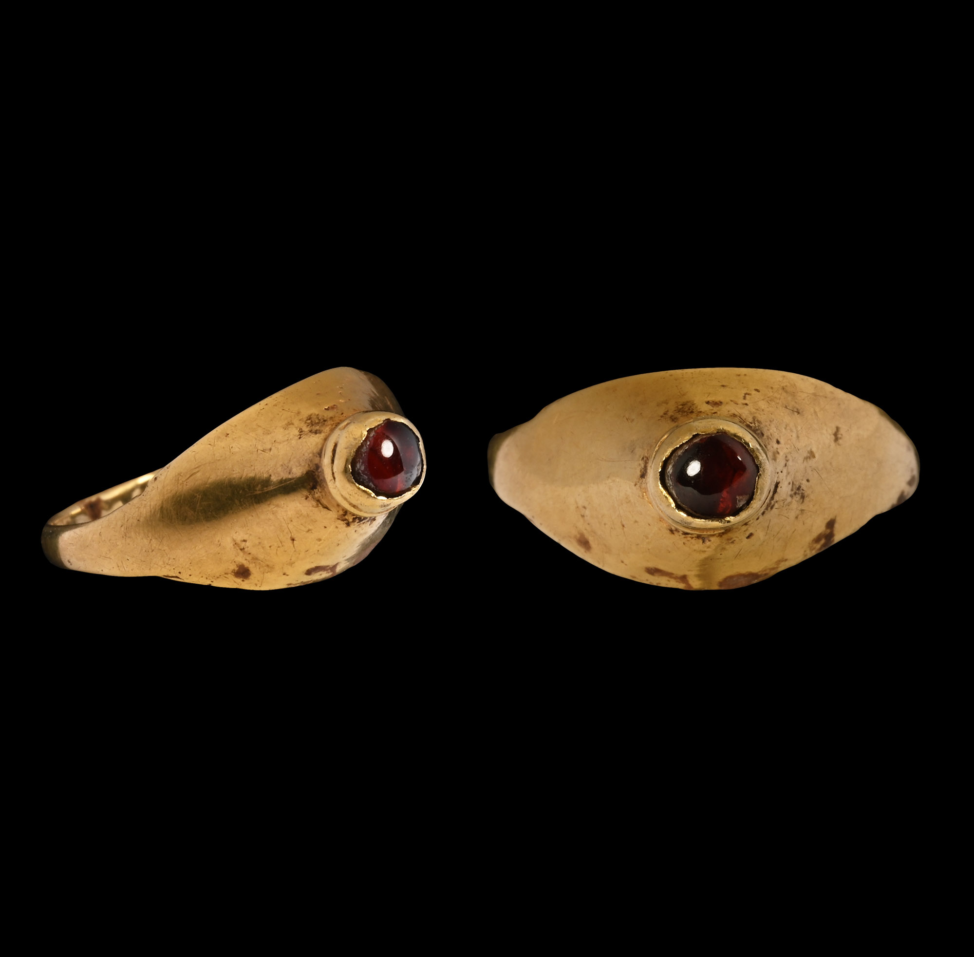 Medieval Gold Ring with Garnet