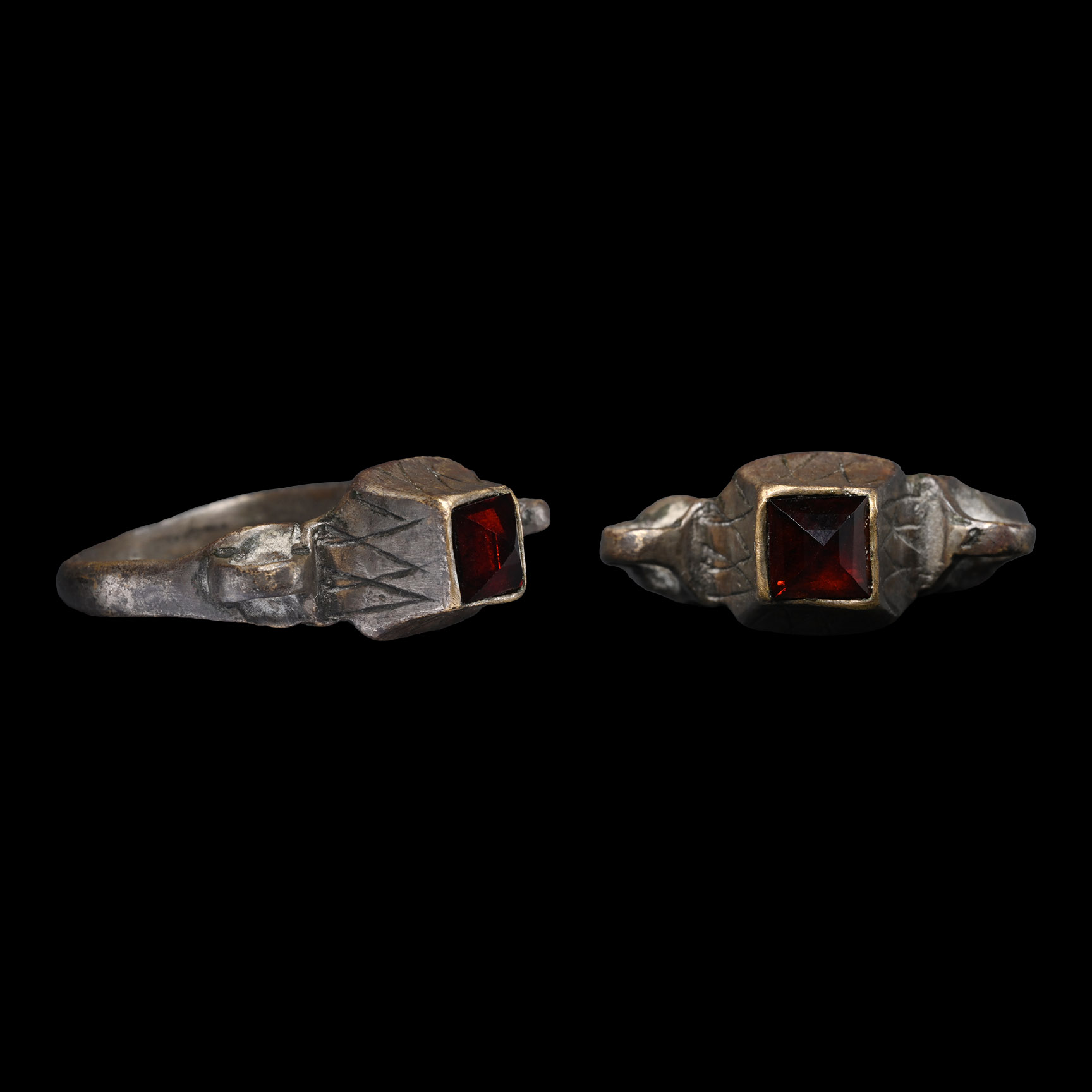 Tudor Period Silver Ring with Facetted Glass Gem