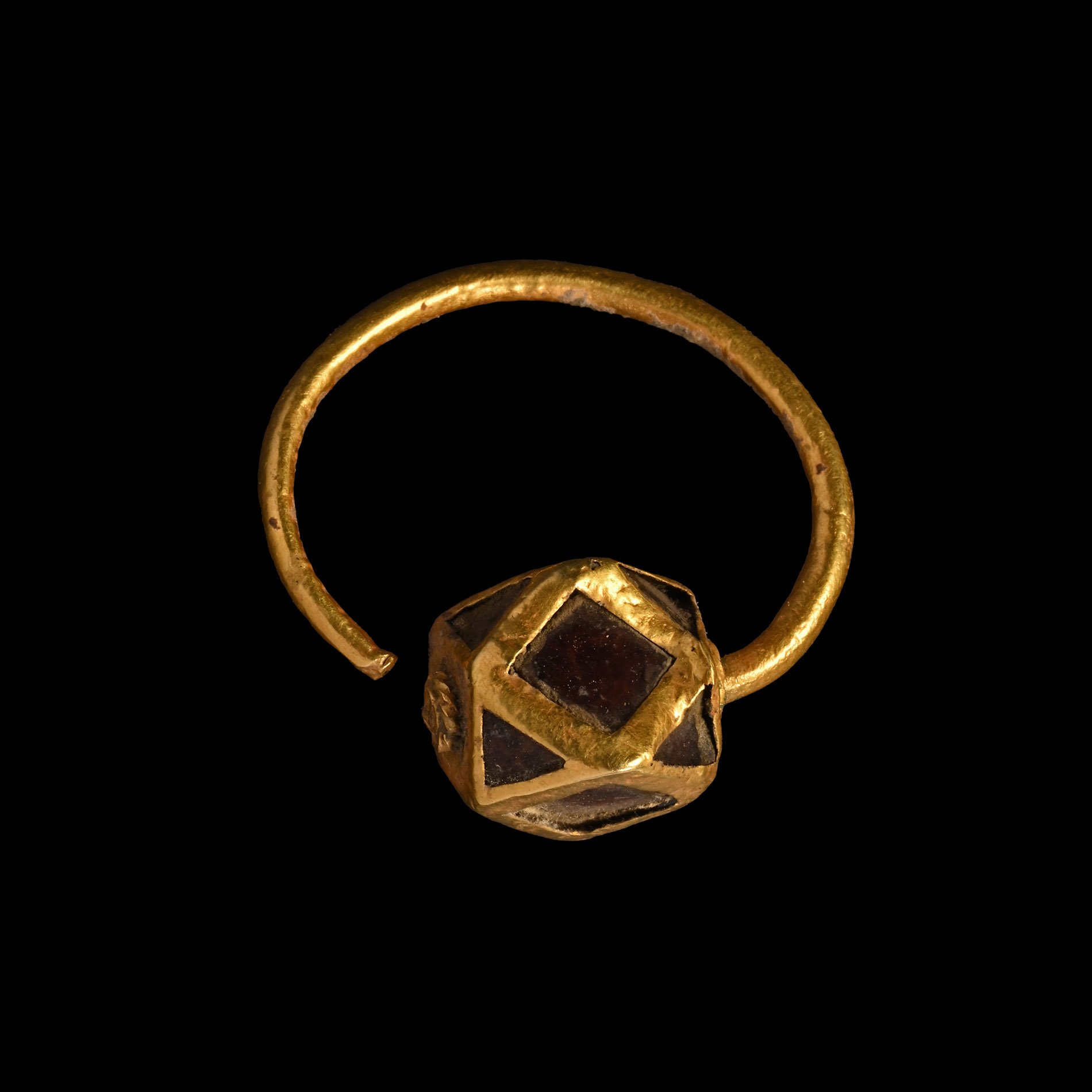 Merovingian Gold Hoop Earring with Garnets
