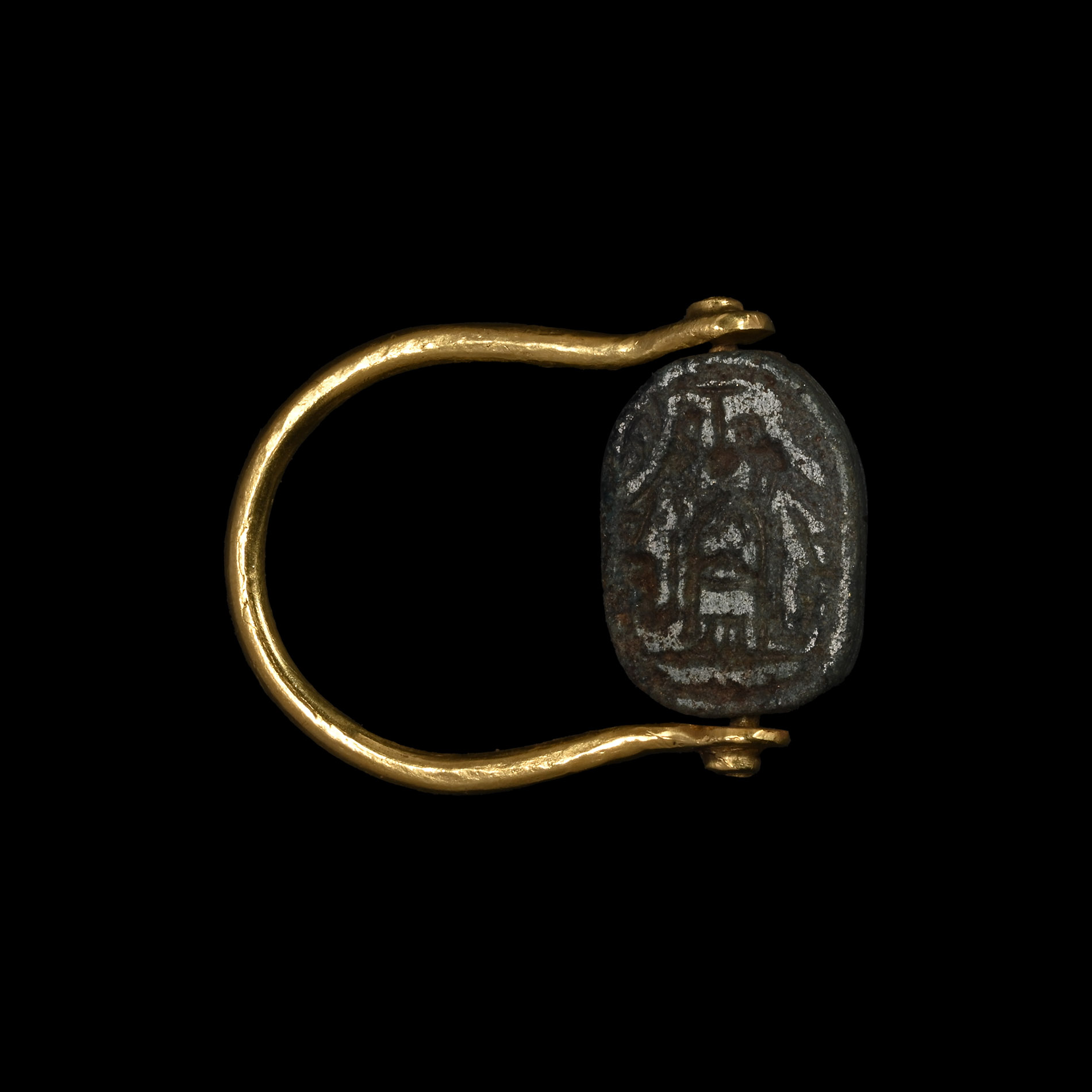 Phoenician Scarab in Gold Swivel Ring