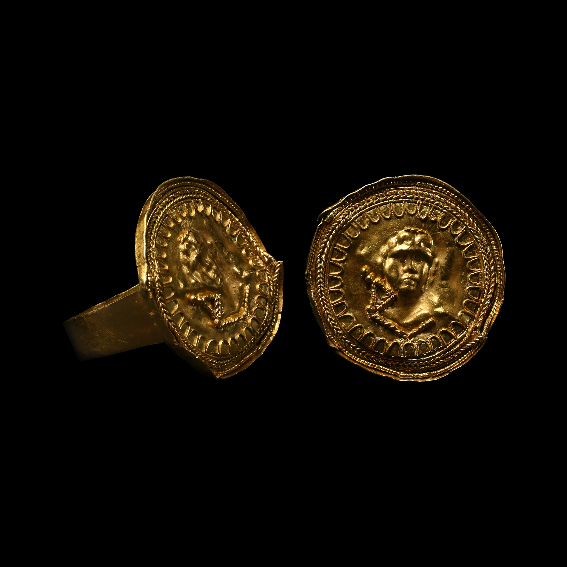 Greek Gold Ring with Roundel
