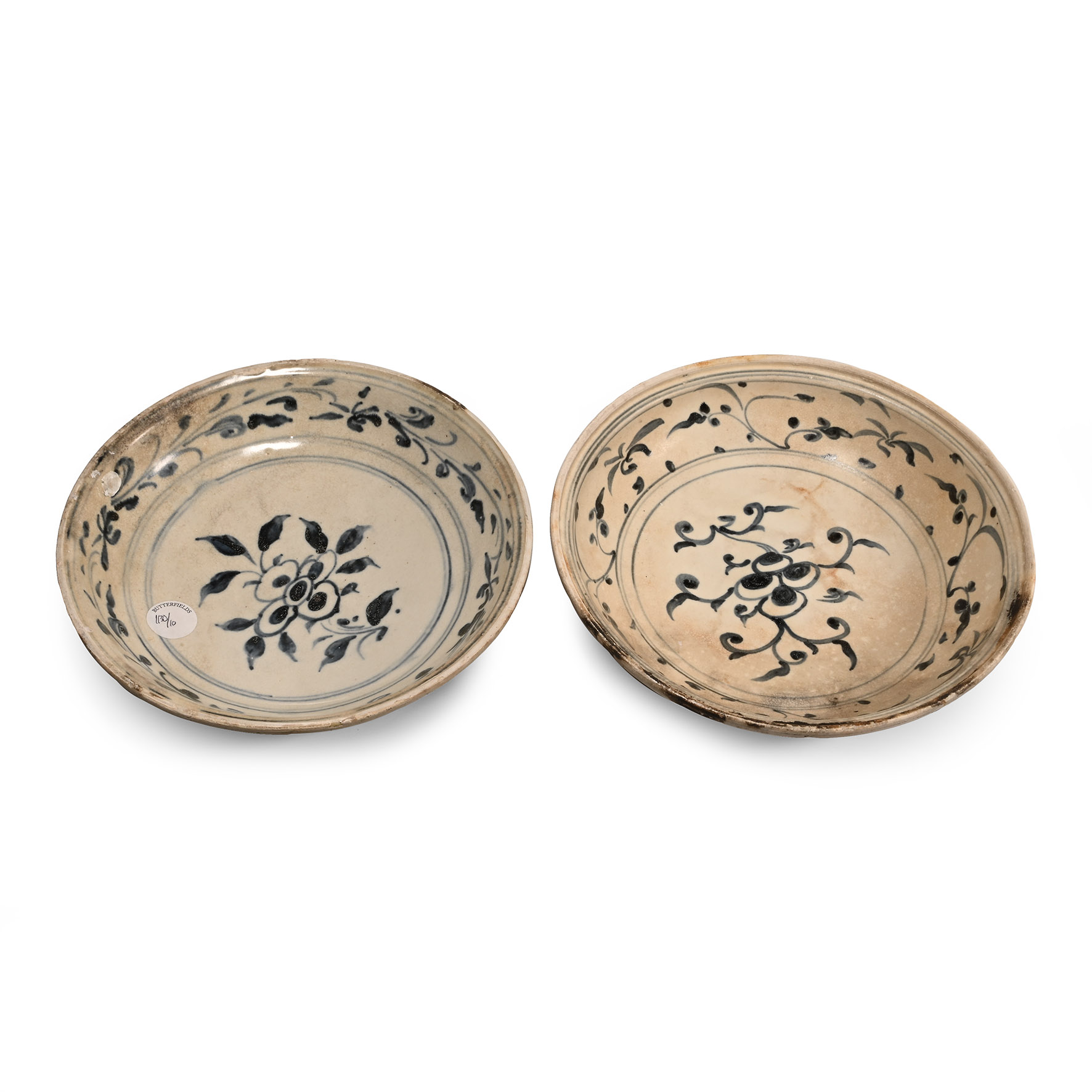 Large Hoi An Cargo Shipwreck Glazed Plate Pair