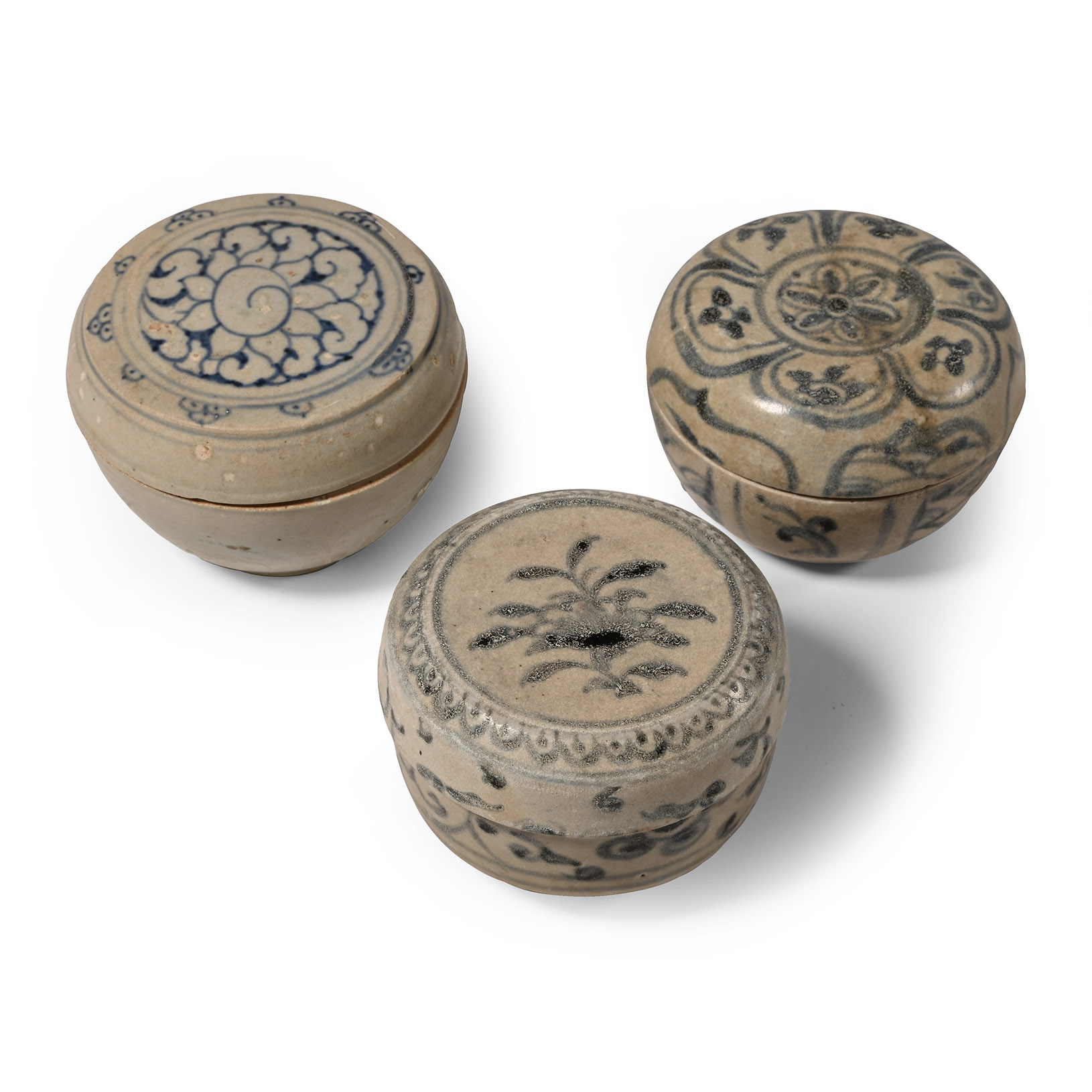 Hoi An Cargo Shipwreck Glazed Blue and White Lidded Box Collection