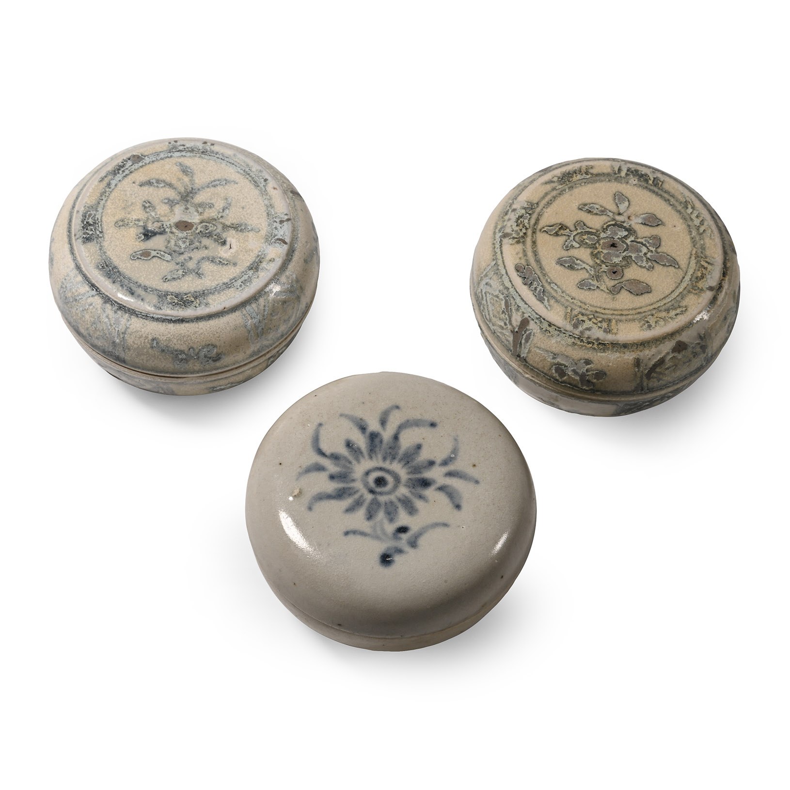 Hoi An Cargo Shipwreck Glazed Blue and White Lidded Box Collection