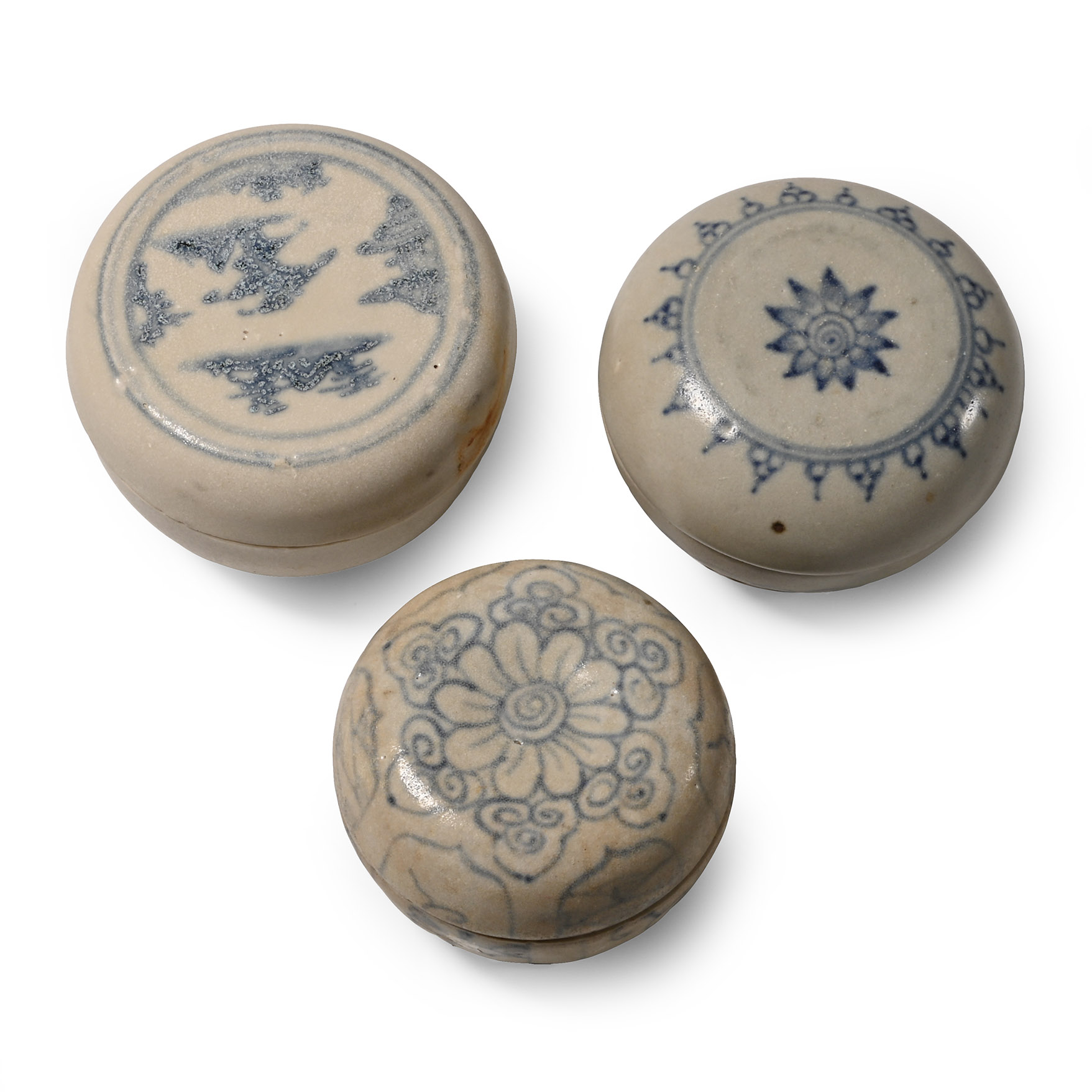 Hoi An Cargo Shipwreck Glazed Blue and White Lidded Box Collection