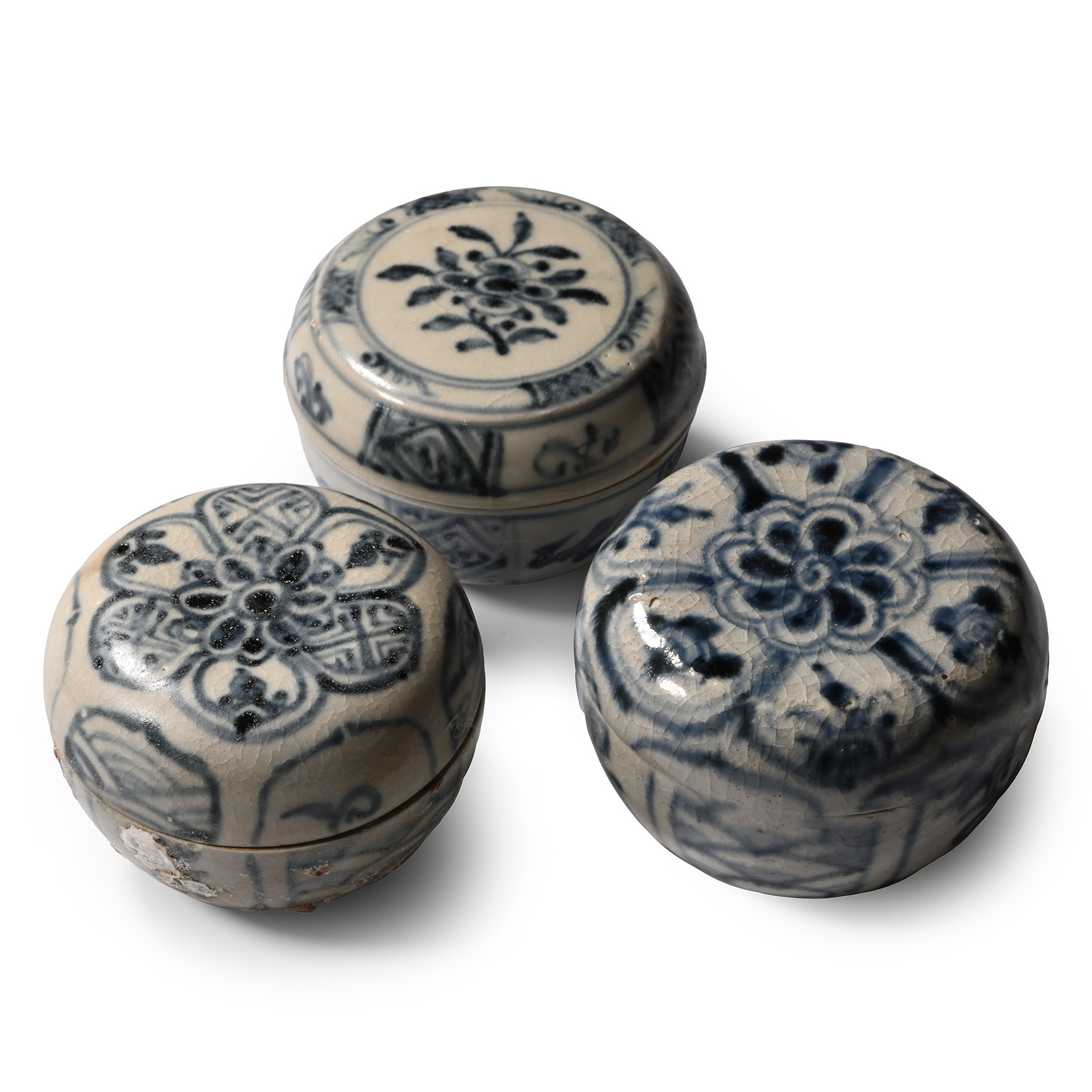 Hoi An Cargo Shipwreck Glazed Blue and White Lidded Box Collection