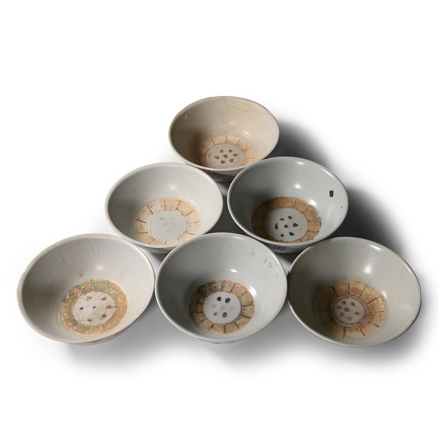 Tek Sing Treasure Shipwreck Glazed Polychrome Bowl Set