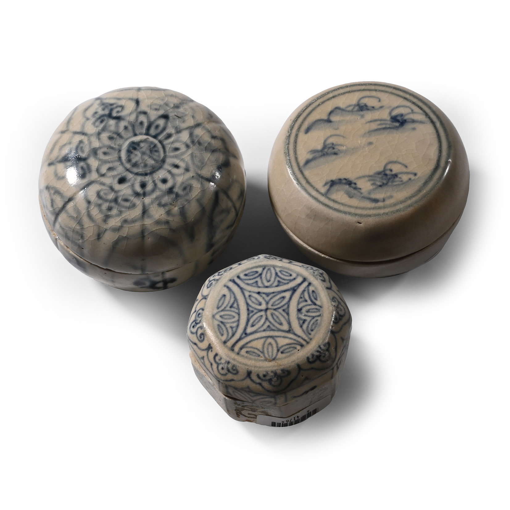 Hoi An Cargo Shipwreck Glazed Blue and White Lidded Box Collection