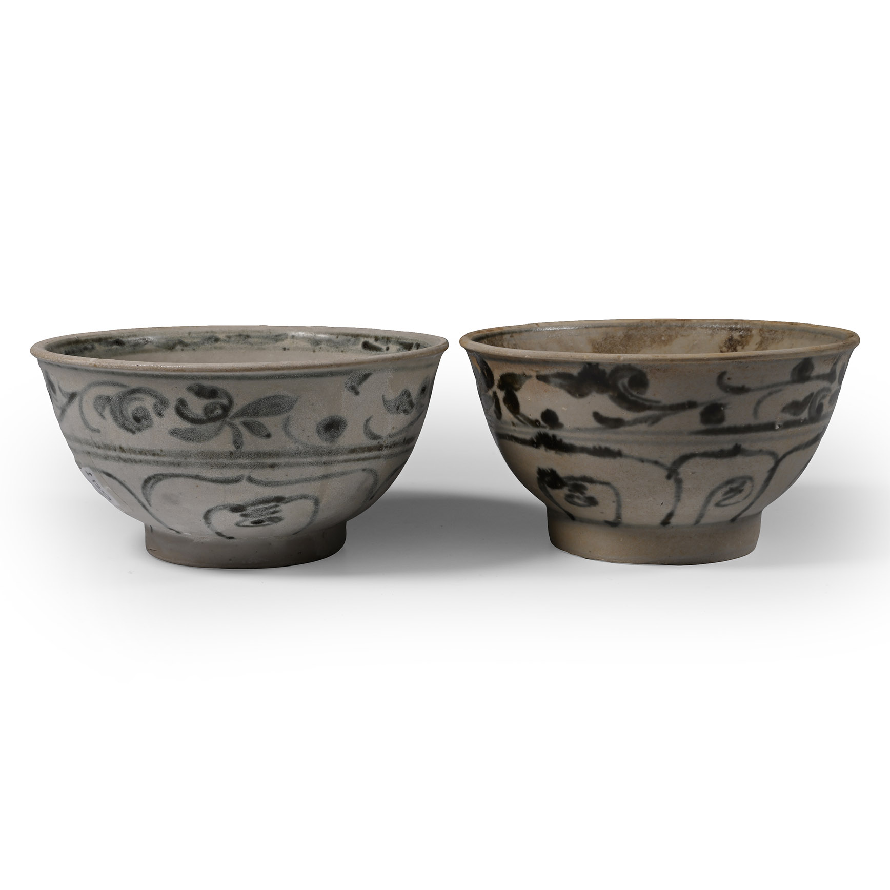 Hoi An Cargo Shipwreck Glazed Blue and White Bowl Pair