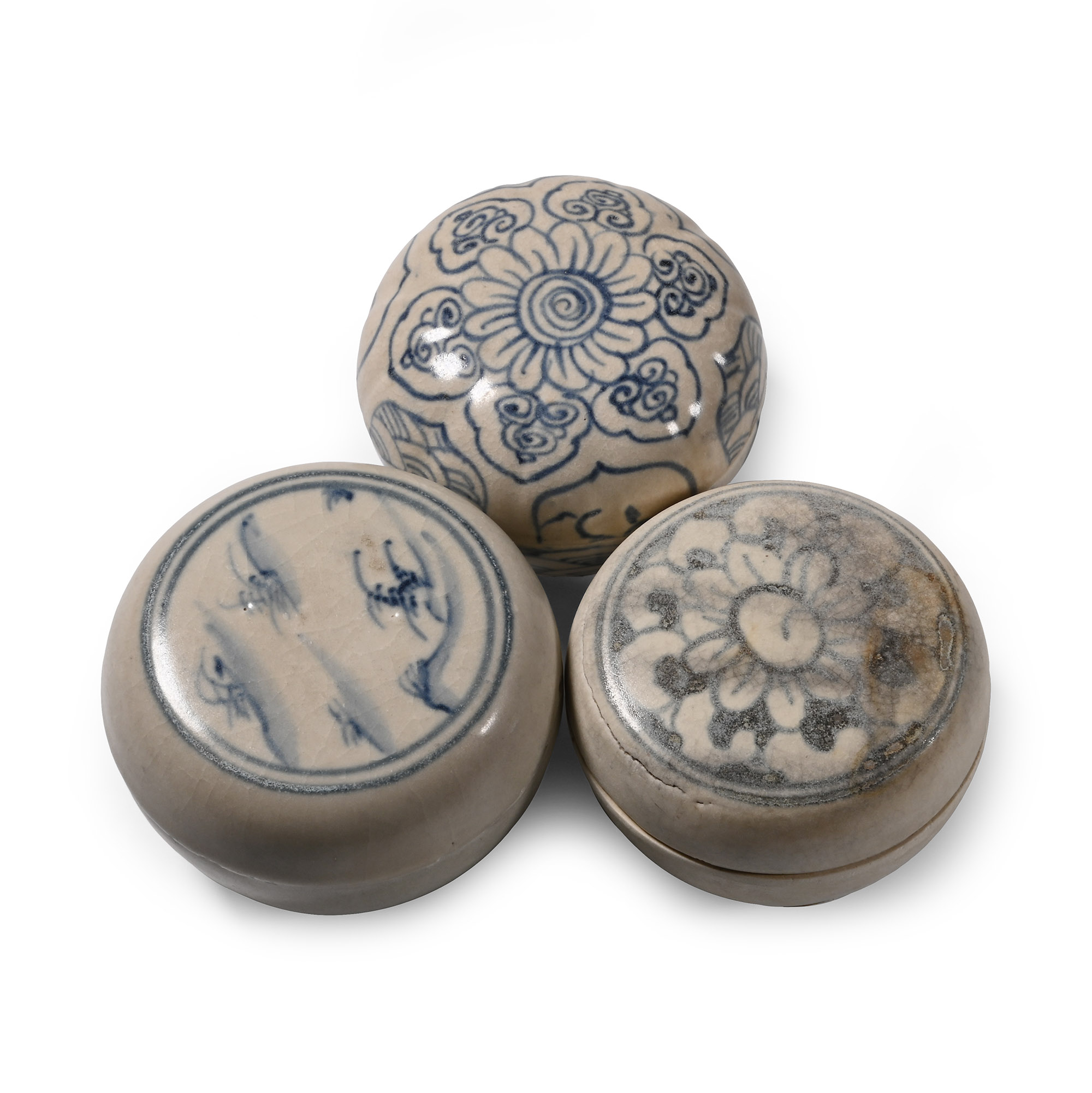 Hoi An Cargo Shipwreck Glazed Blue and White Lidded Box Collection