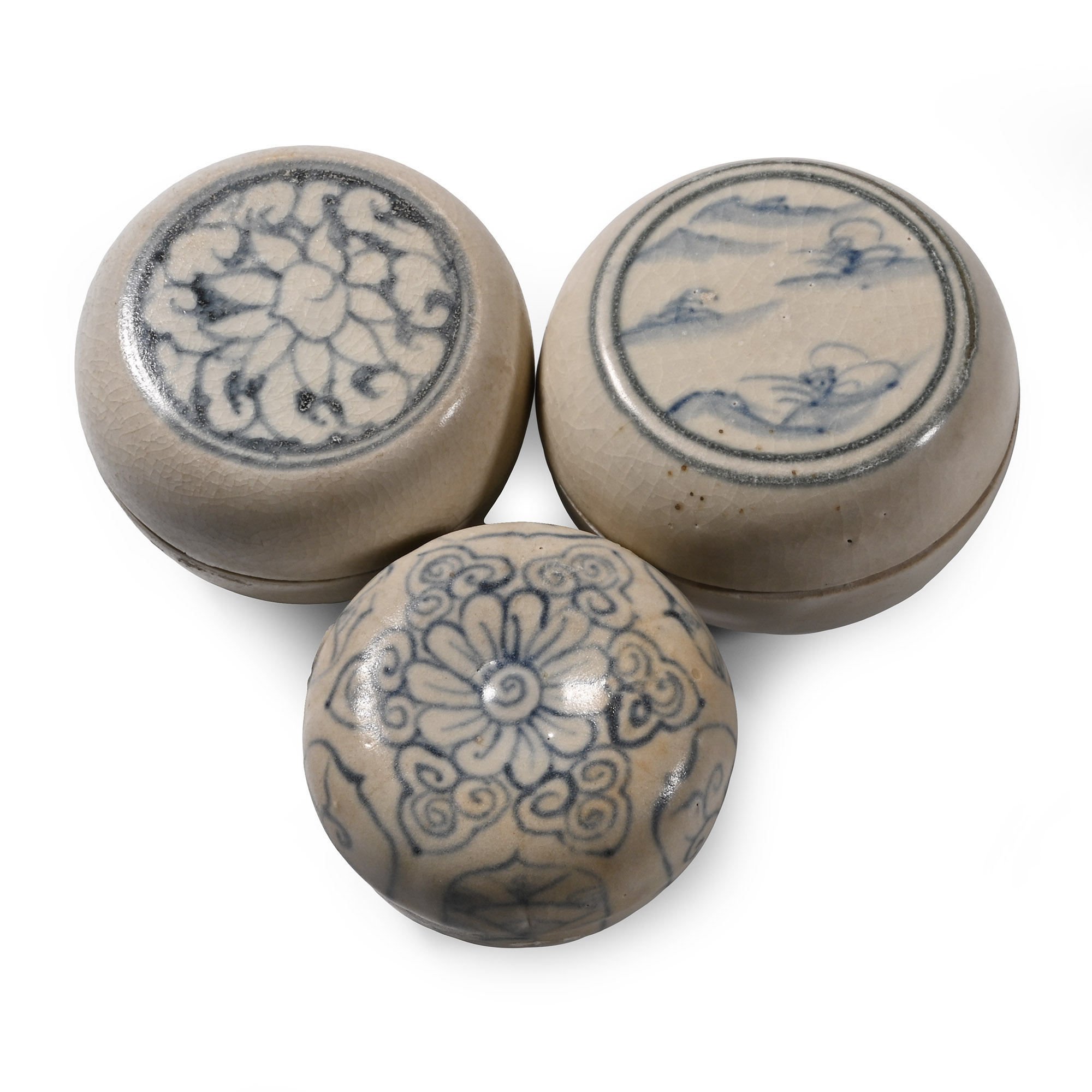 Hoi An Cargo Shipwreck Glazed Blue and White Lidded Box Collection