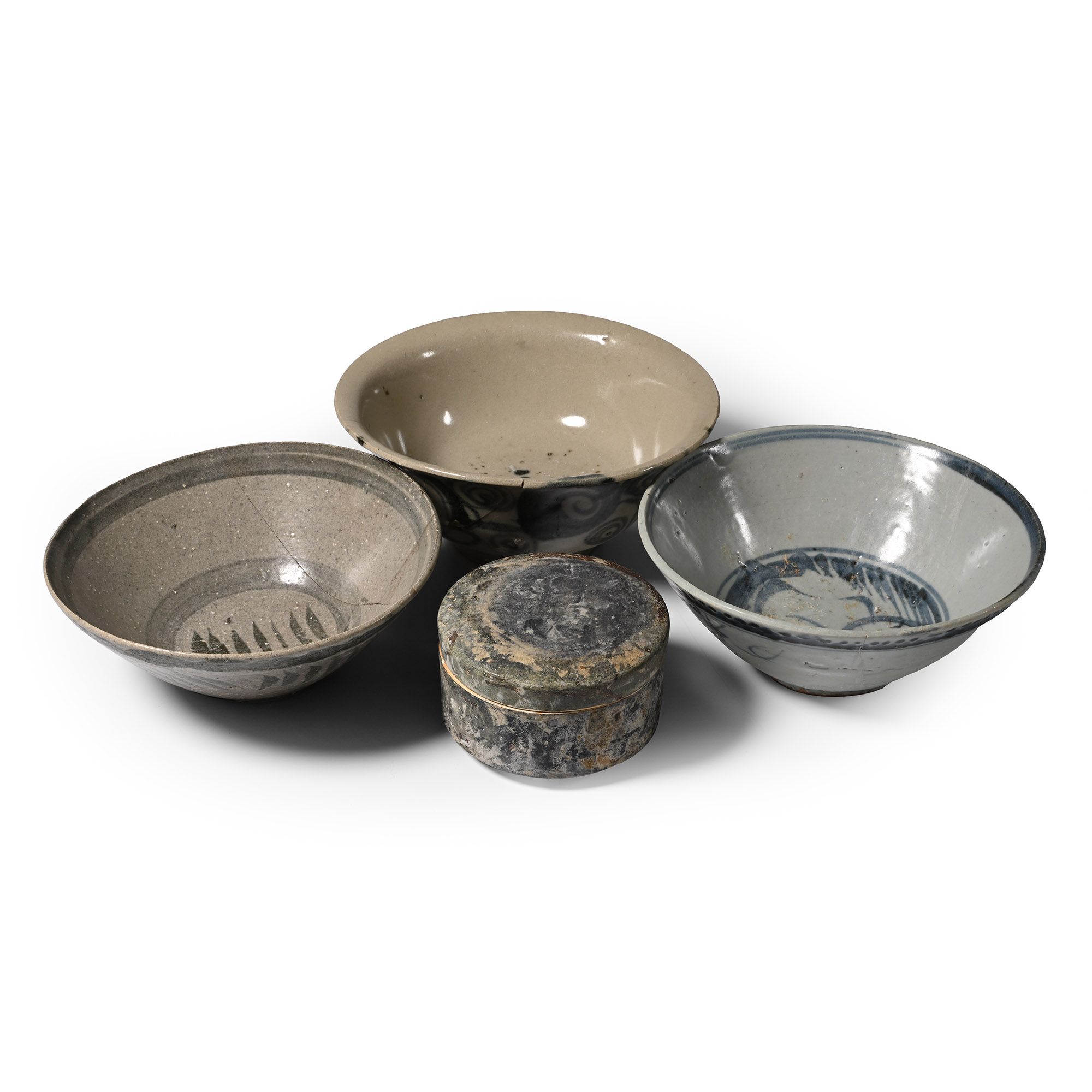 Tek Sing Treasure Shipwreck Glazed Bowl and Box Group