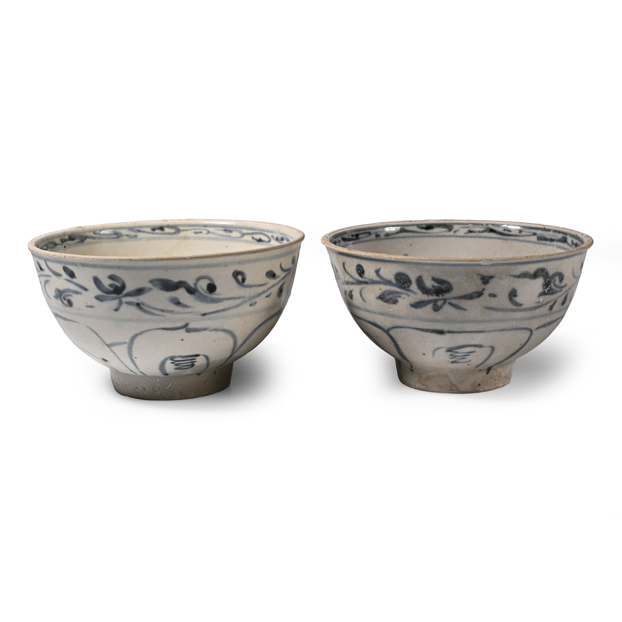 Hoi An Cargo Shipwreck Glazed Blue and White Bowl Pair