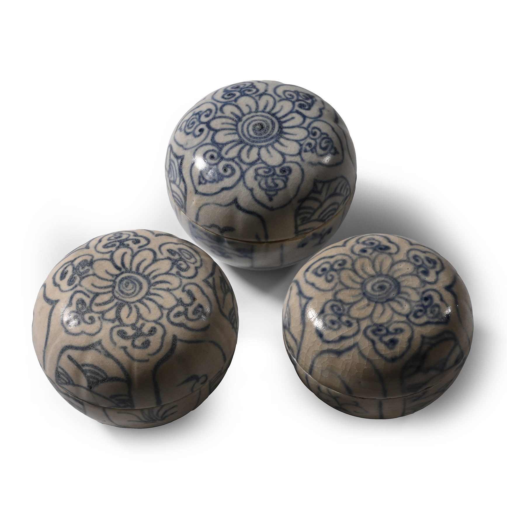 Hoi An Cargo Shipwreck Glazed Blue and White Lidded Box Collection