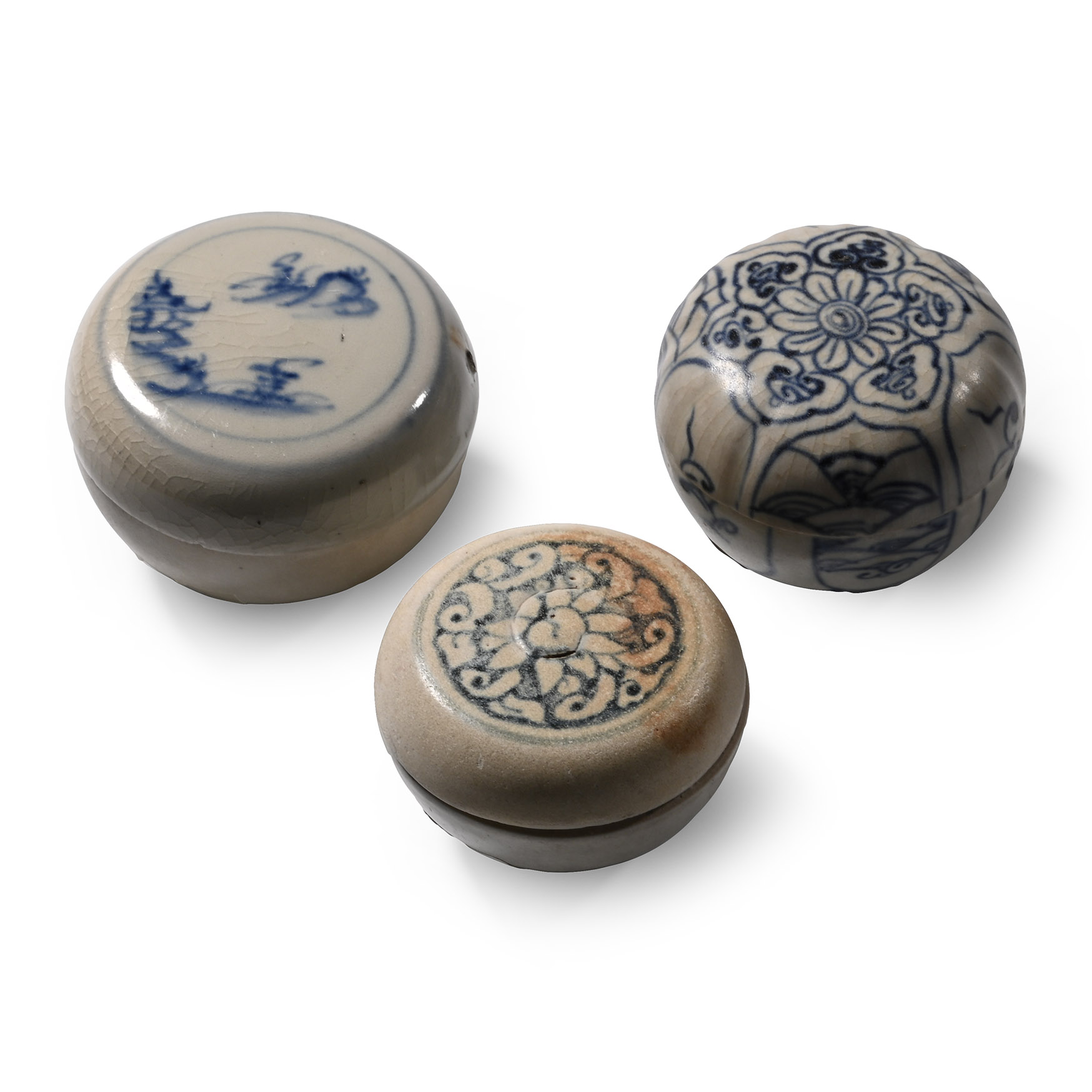 Hoi An Cargo Shipwreck Glazed Blue and White Lidded Box Collection