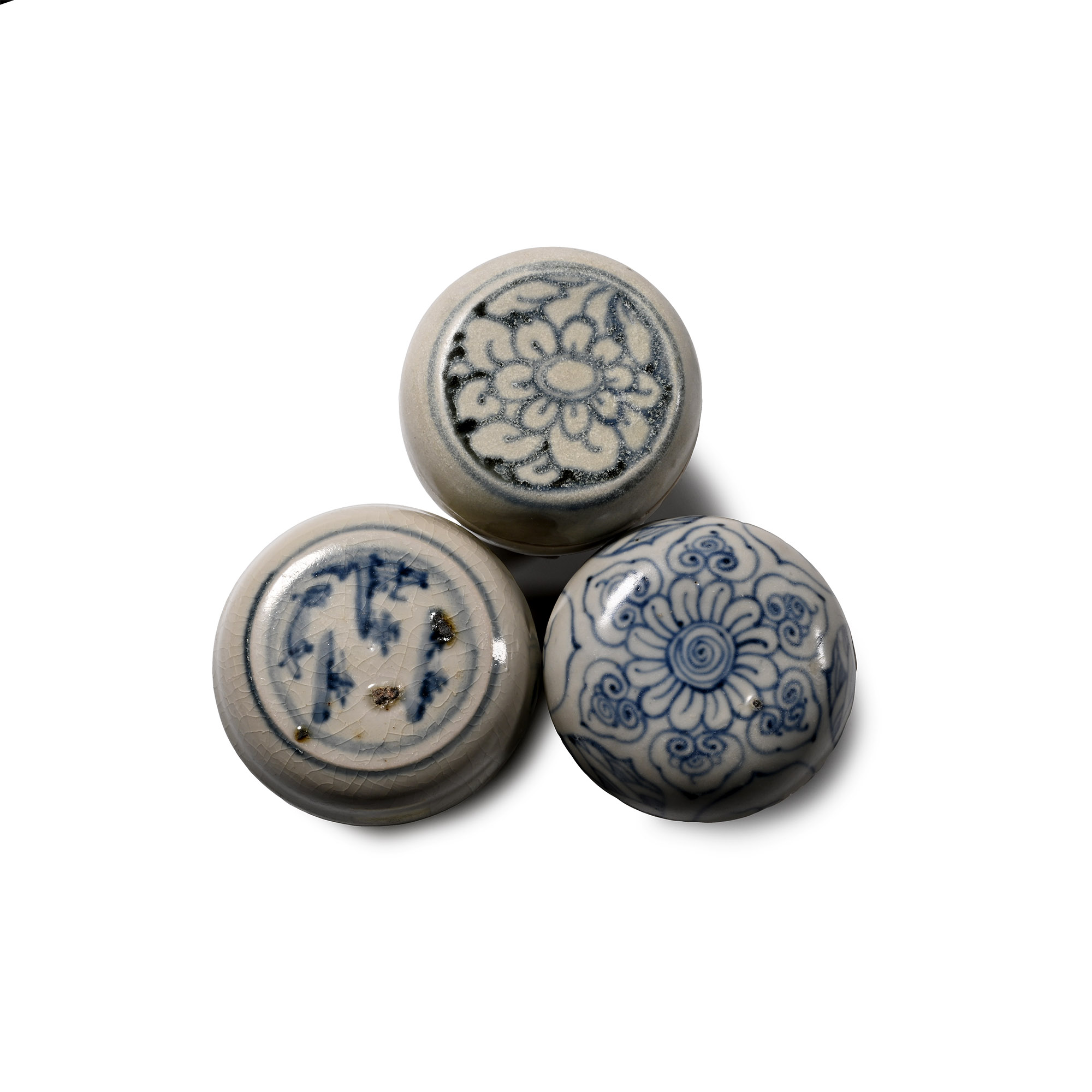 Hoi An Cargo Shipwreck Glazed Blue and White Lidded Box Collection