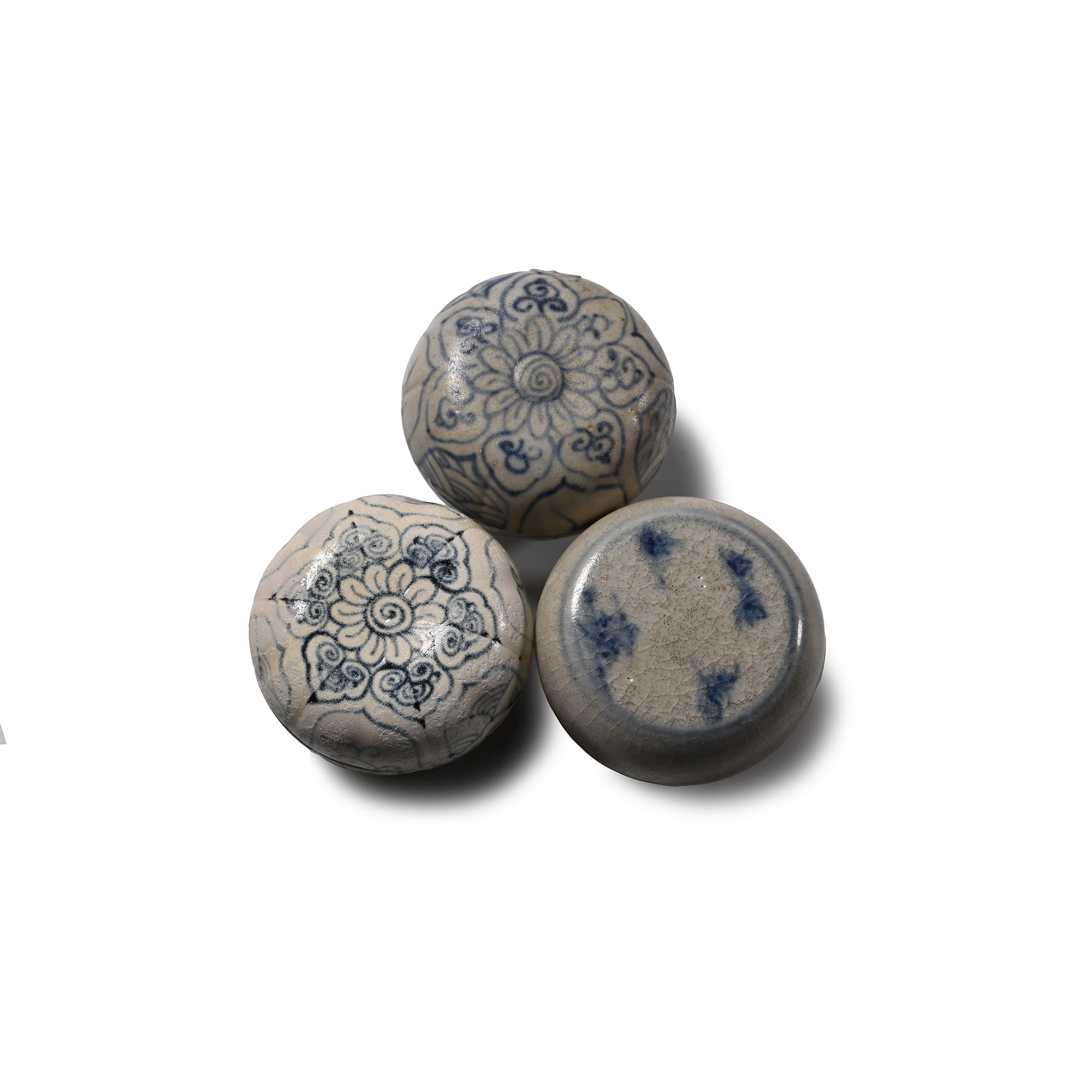 Hoi An Cargo Shipwreck Glazed Blue and White Lidded Box Collection