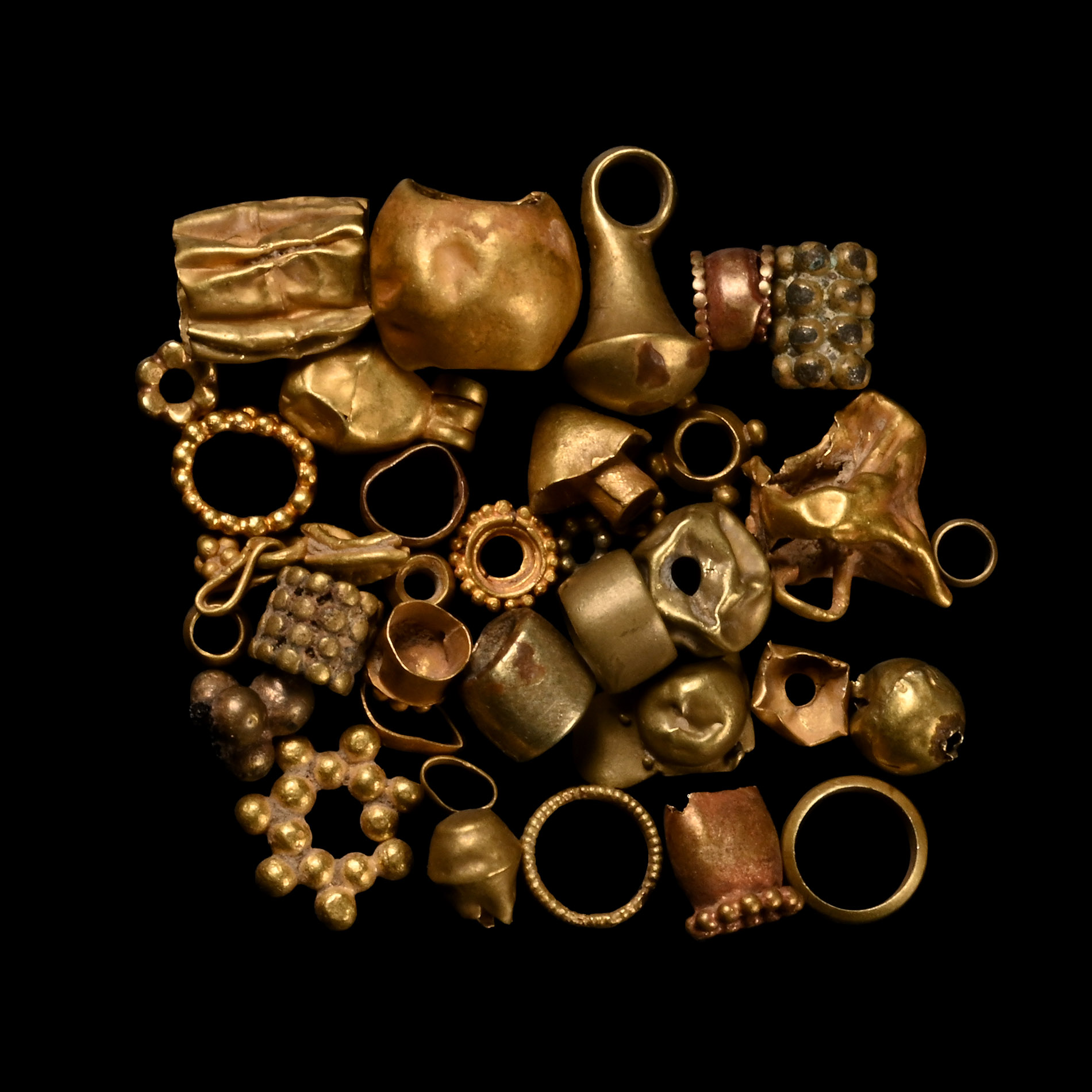 Western Asiatic Mixed Gold Bead Group