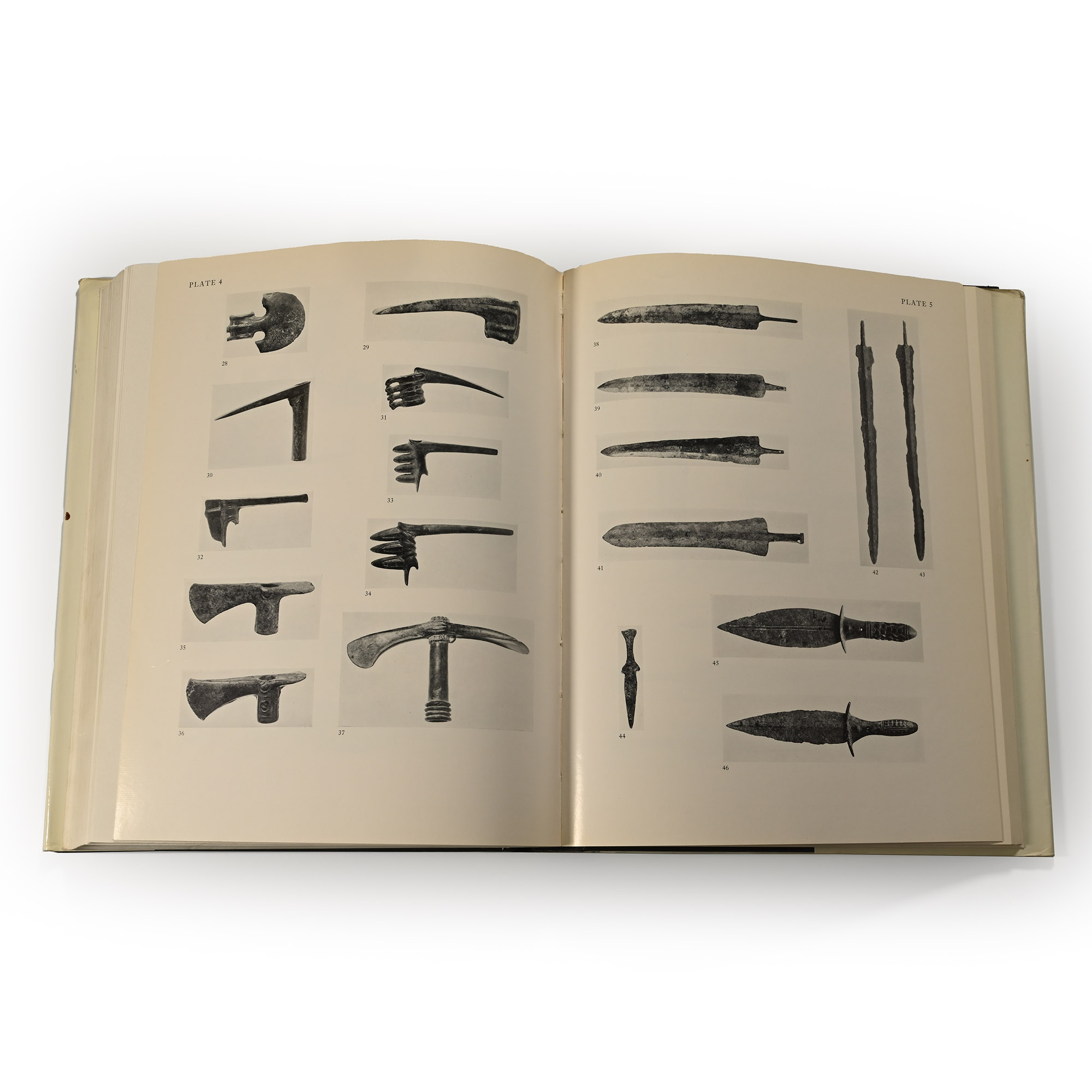 P.R.S. Moorey - Catalogue of the Ancient Persian Bronzes in the Ashmolean Museum