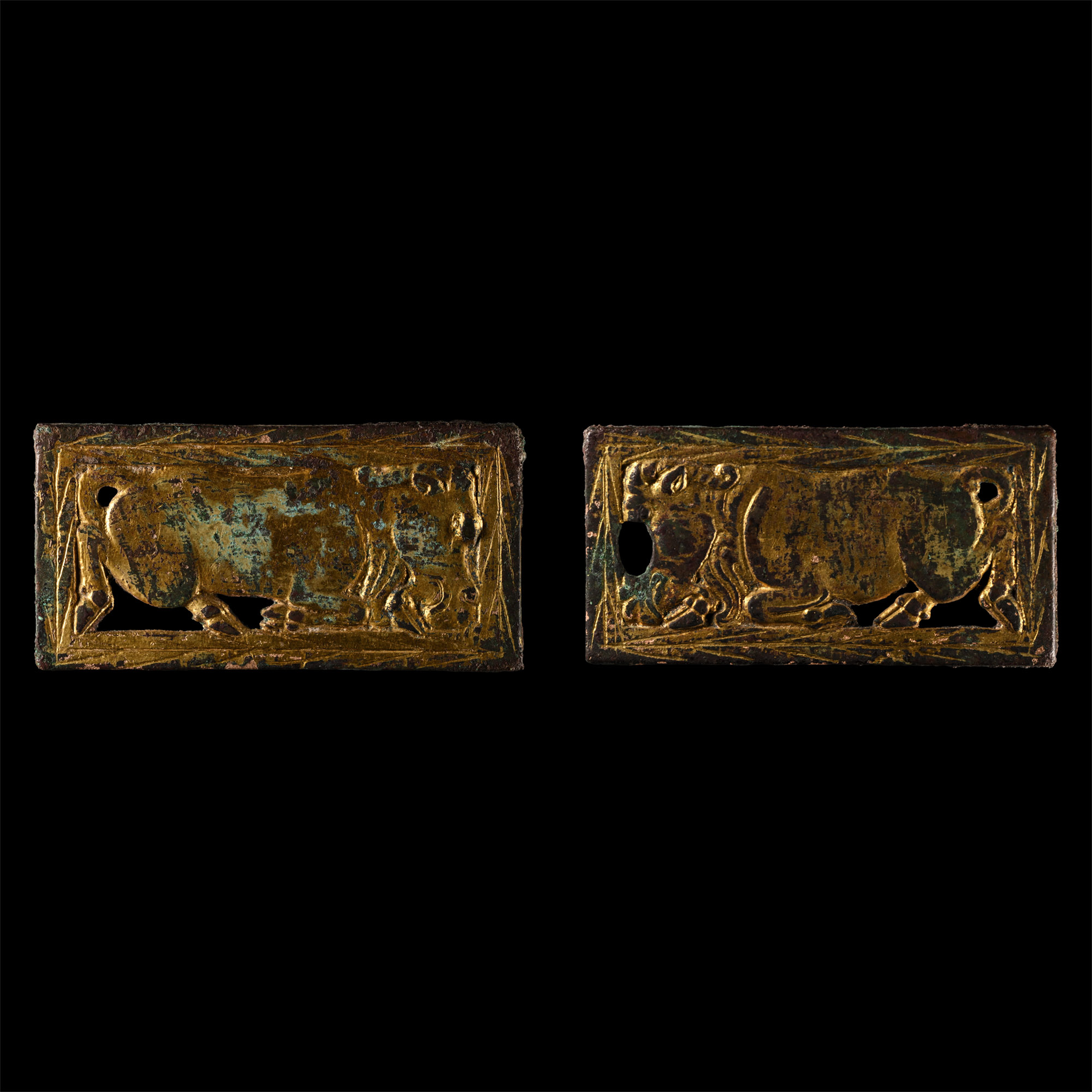 Ordos Gilt Bronze Belt Plate Pair with Bulls