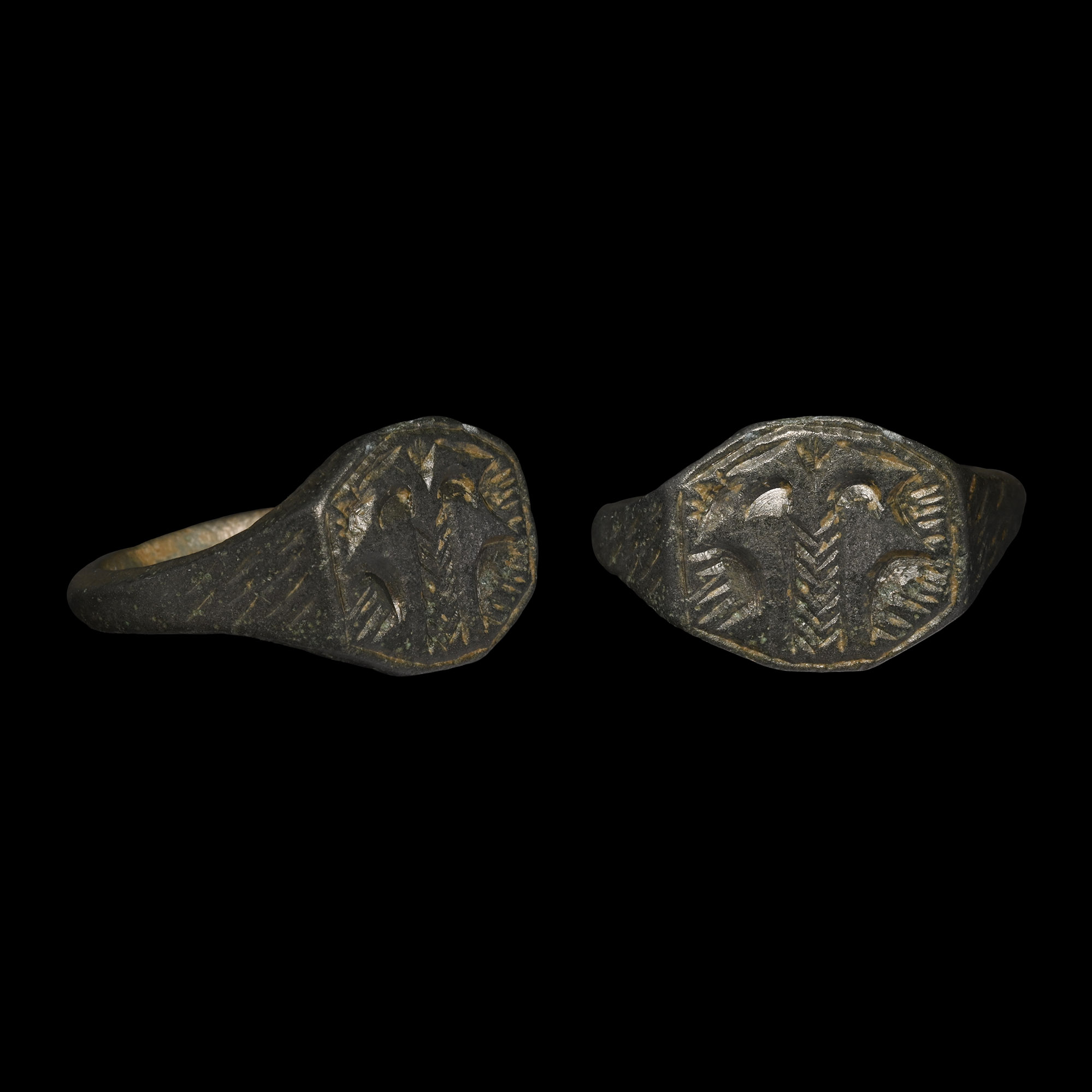 Medieval Decorated Bronze Signet Ring