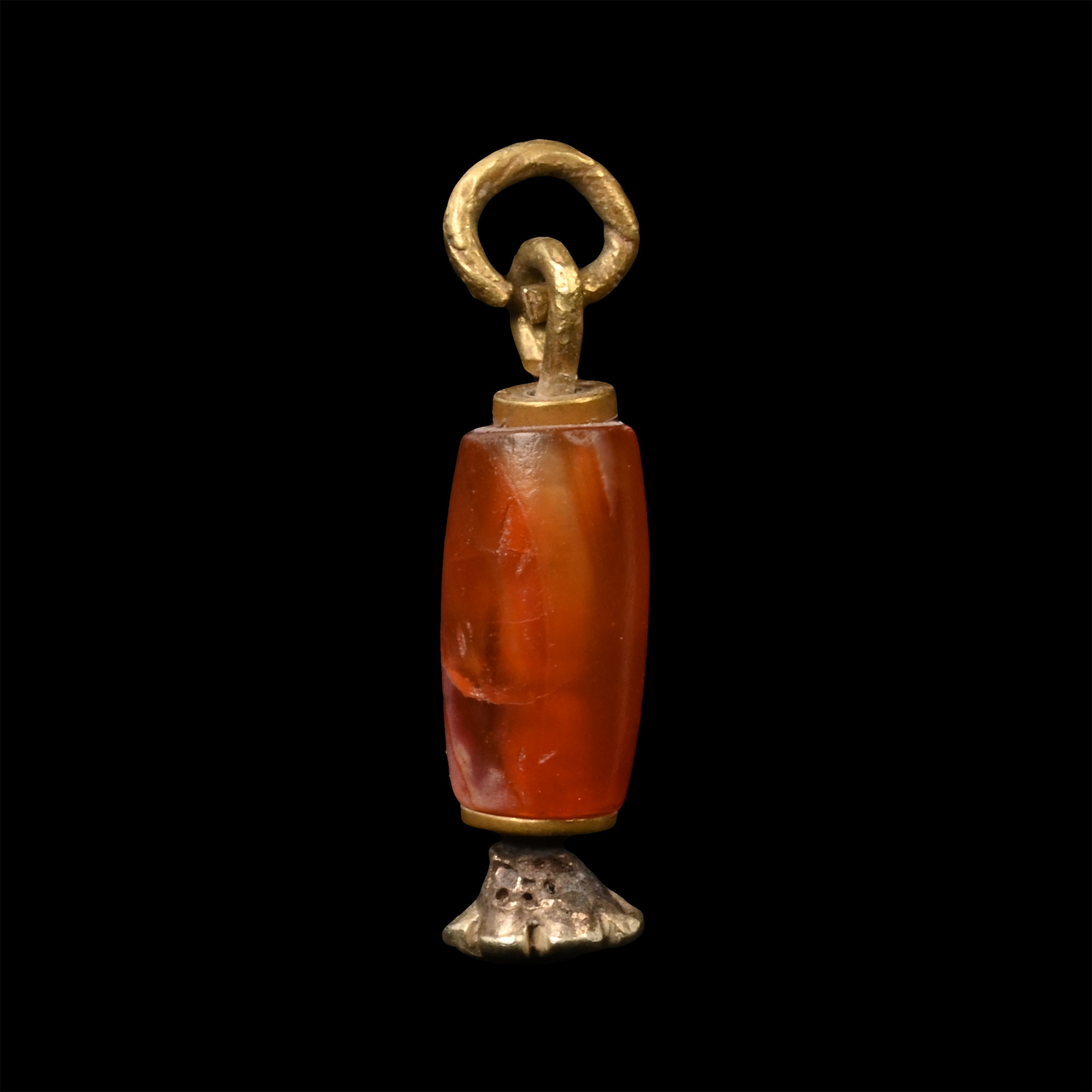 Western Asiatic Gold and Carnelian Bead Pendant