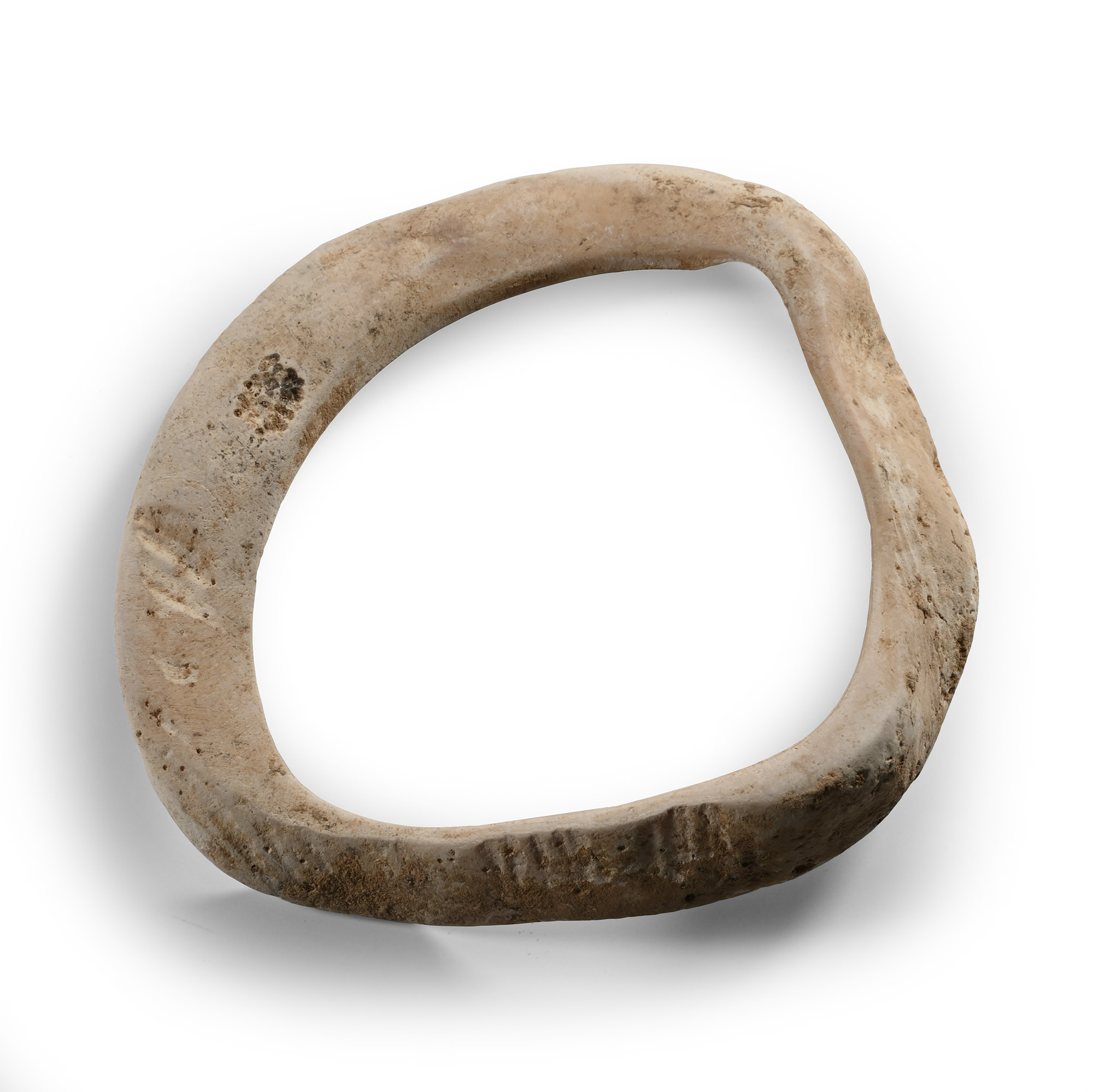 Western Asiatic Shell Bracelet