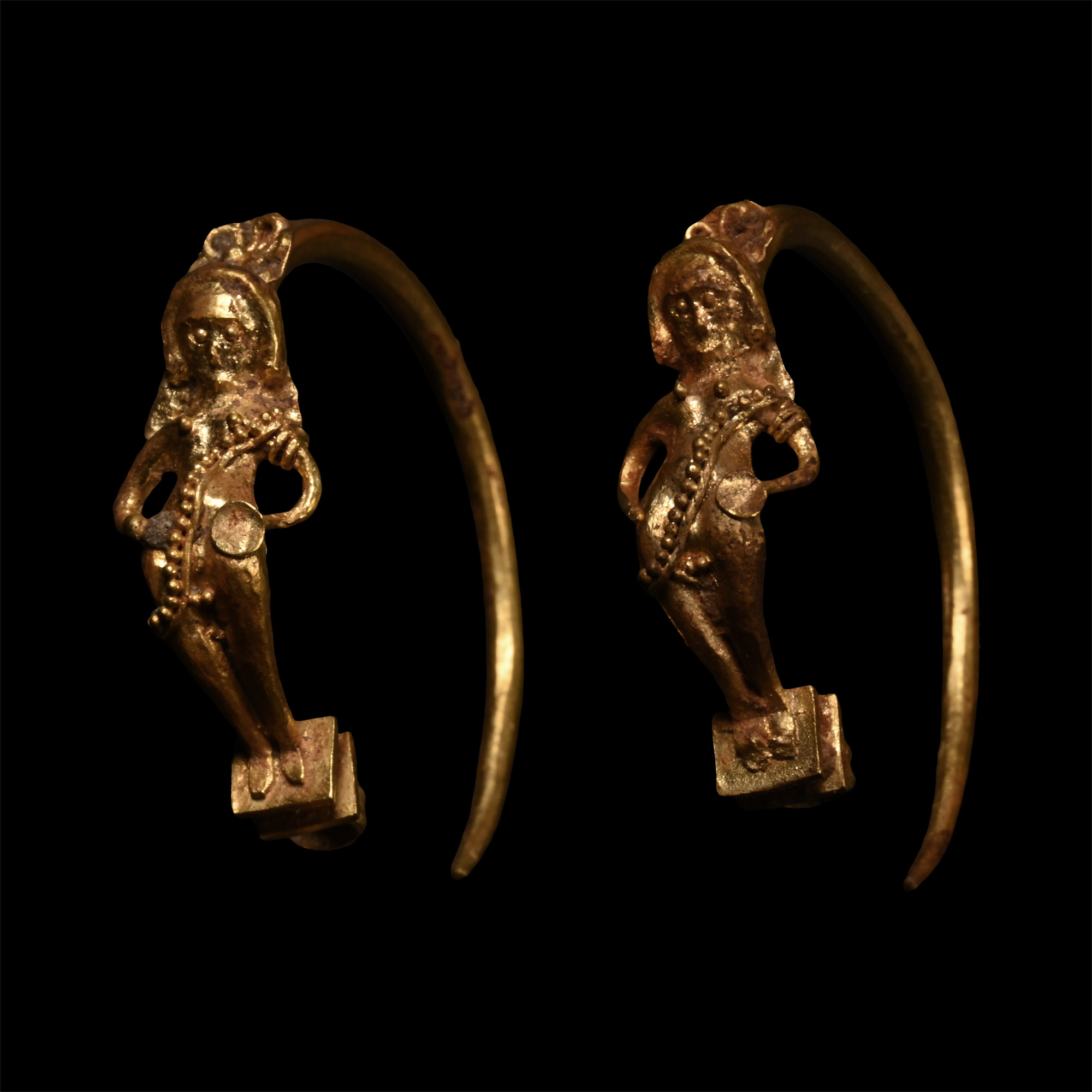 Hellenistic Gold Earring Pair with Nude Figures