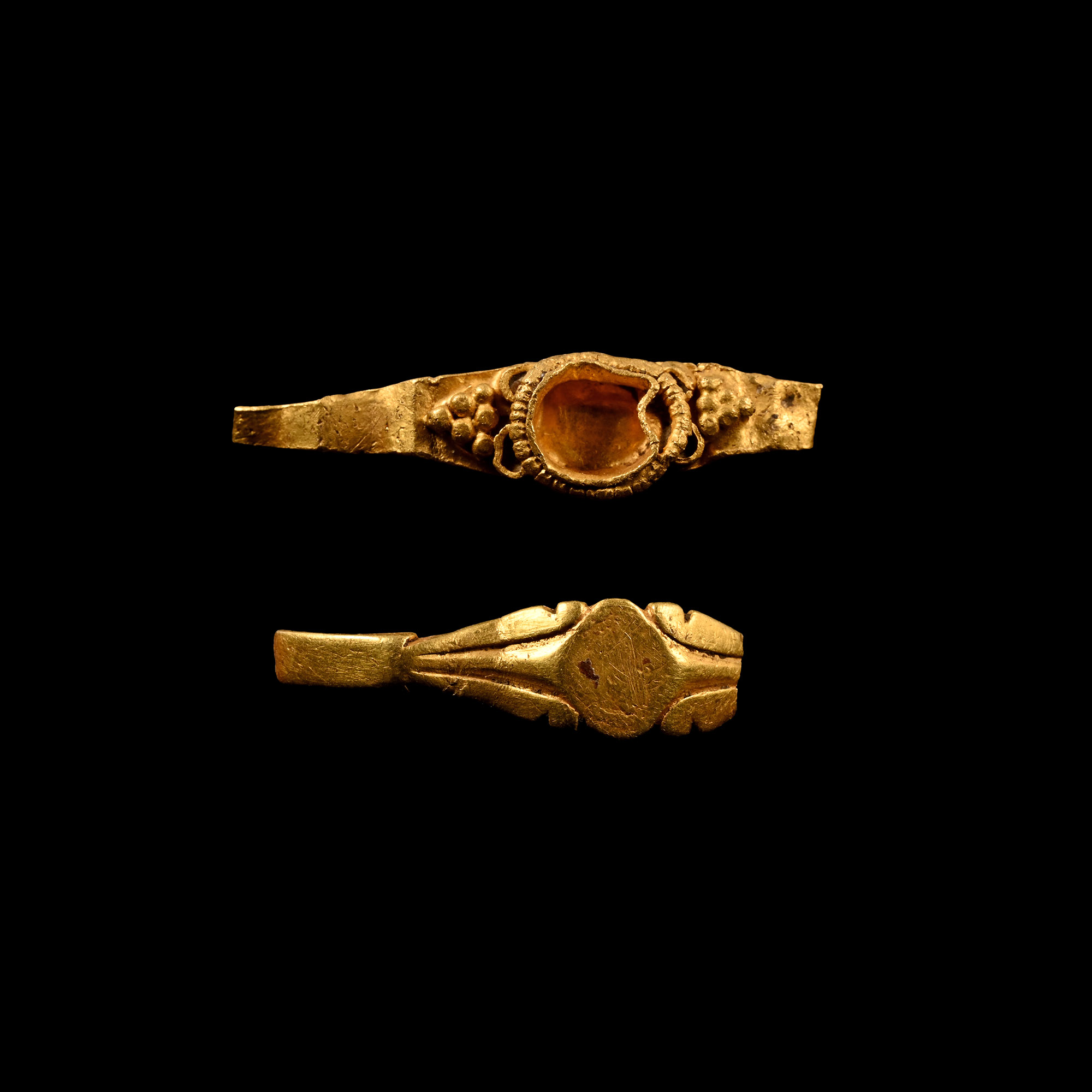 Roman Gold Ring Fragment Group