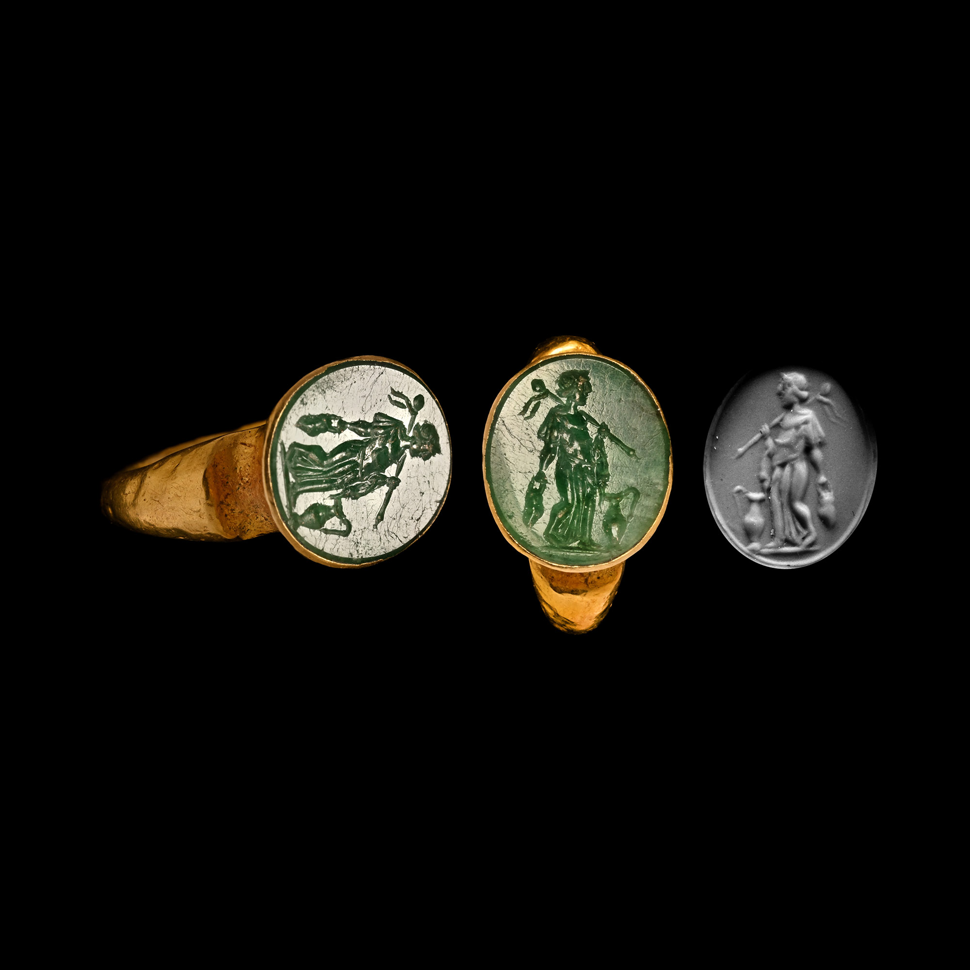 Roman Gold Ring with Maenad Gemstone