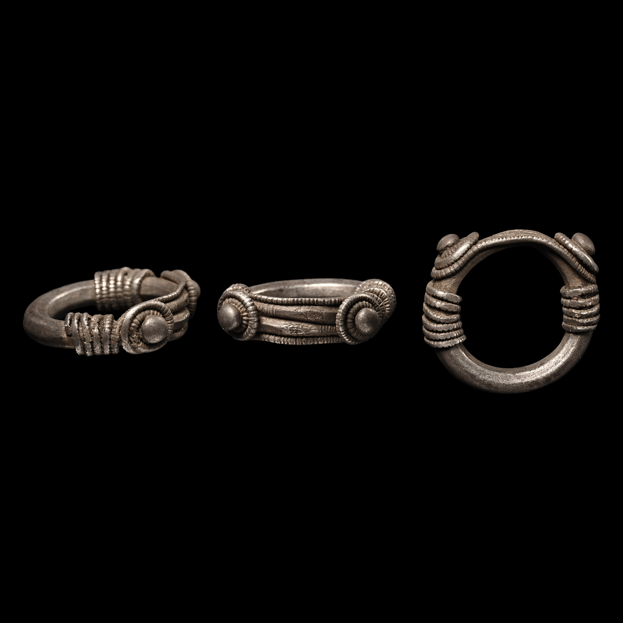 Viking Period Silver Ring with Coiled Bezel