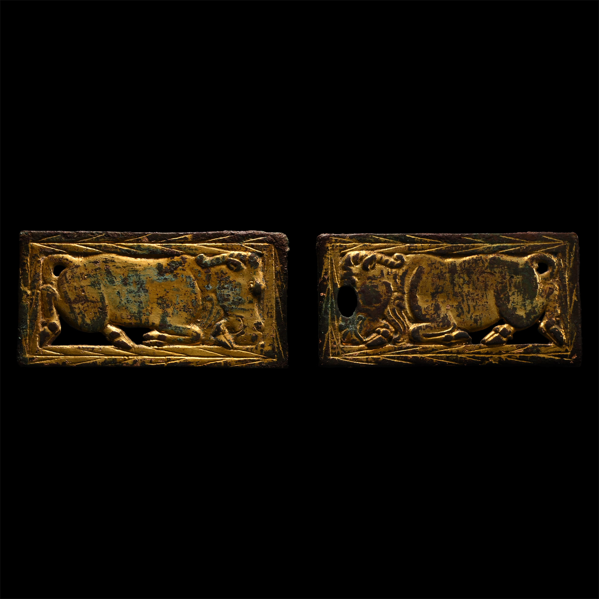 Ordos Gilt Bronze Belt Plate Pair with Bulls